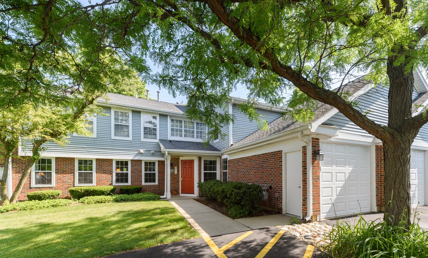 Homes For Sale In The Hamilton Place Subdivision Palatine Illinois Real Estate