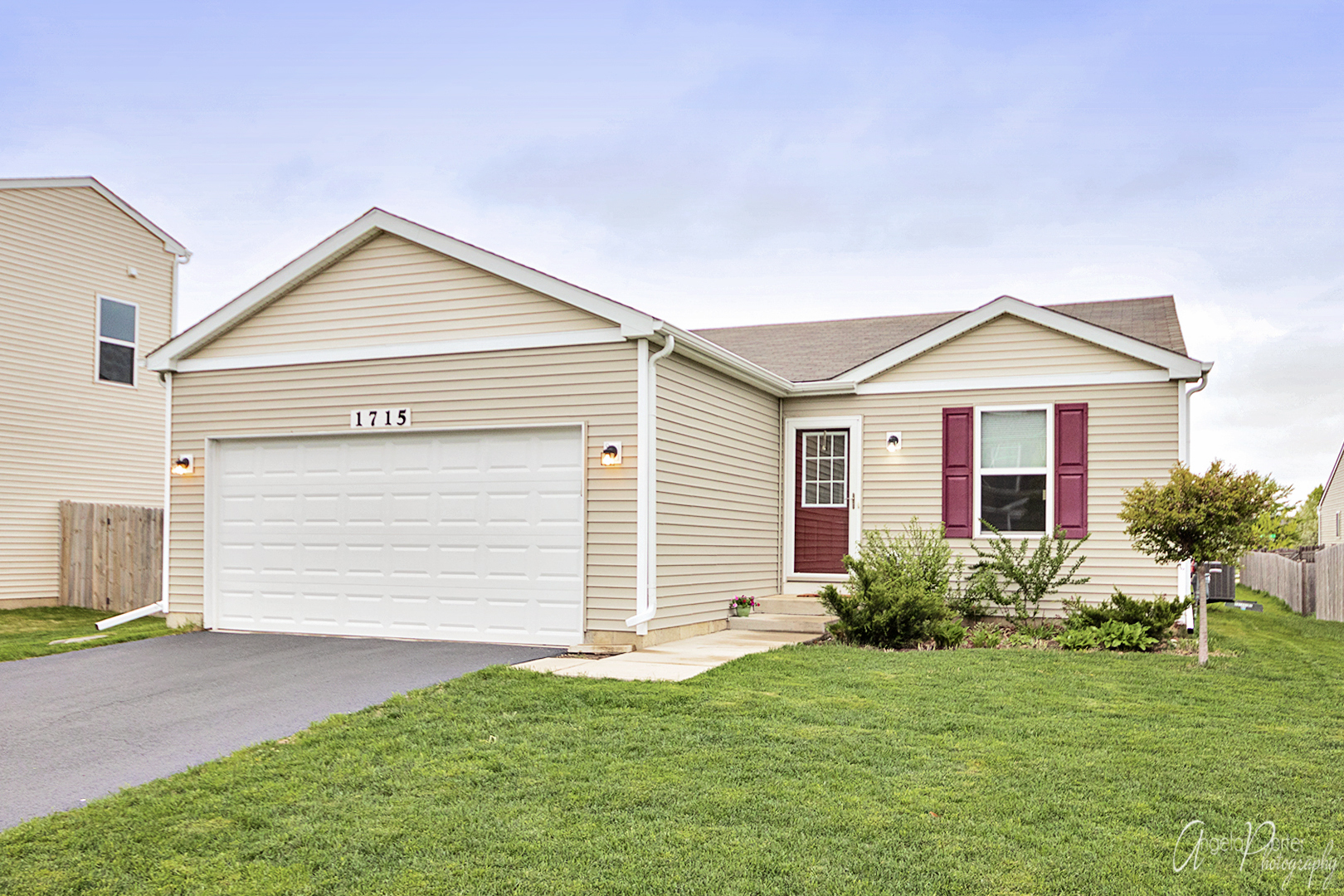 2 bedroom Homes for sale in Woodstock, Illinois Woodstock MLS