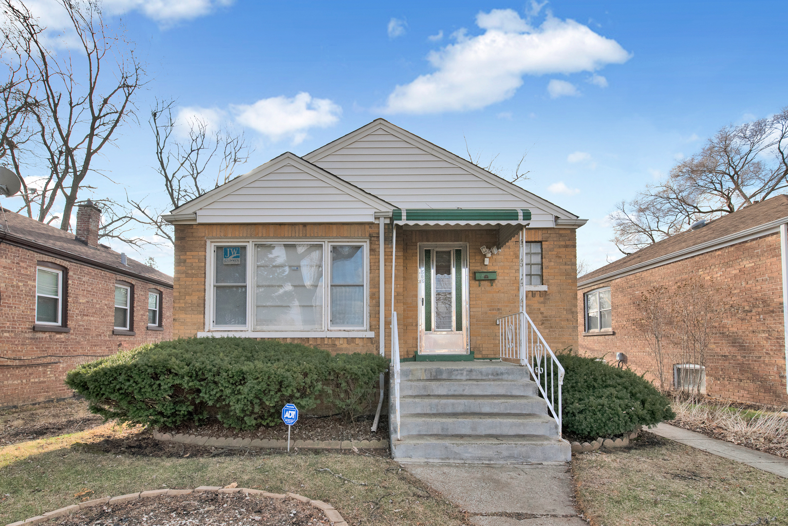 West Pullman Real Estate & West Pullman Chicago Information