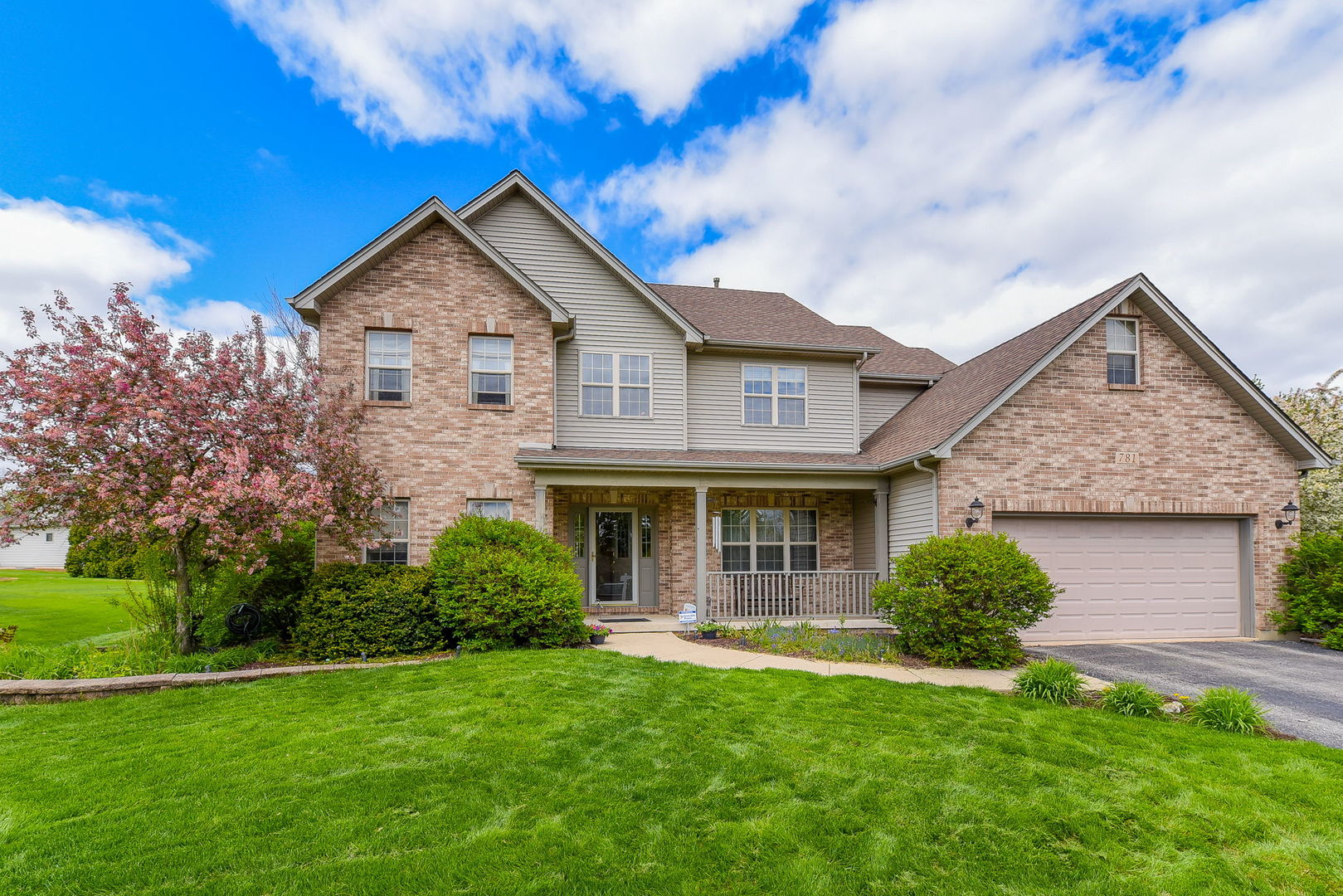 781 Evergreen, Sugar Grove, Illinois