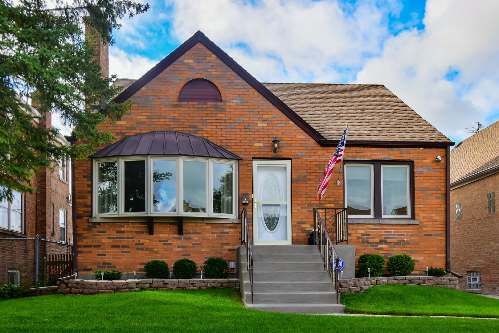 Belmont Heights Real Estate & Belmont Heights Chicago Information