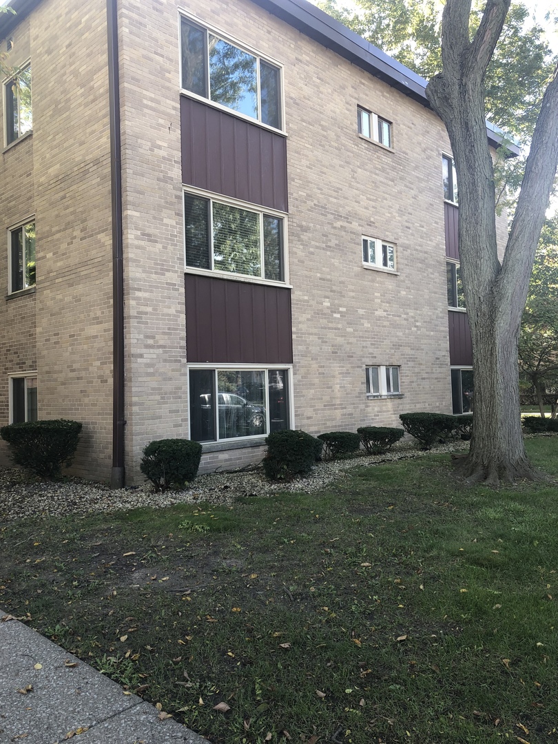 2 bedroom Homes for sale in Flossmoor, Illinois Flossmoor MLS