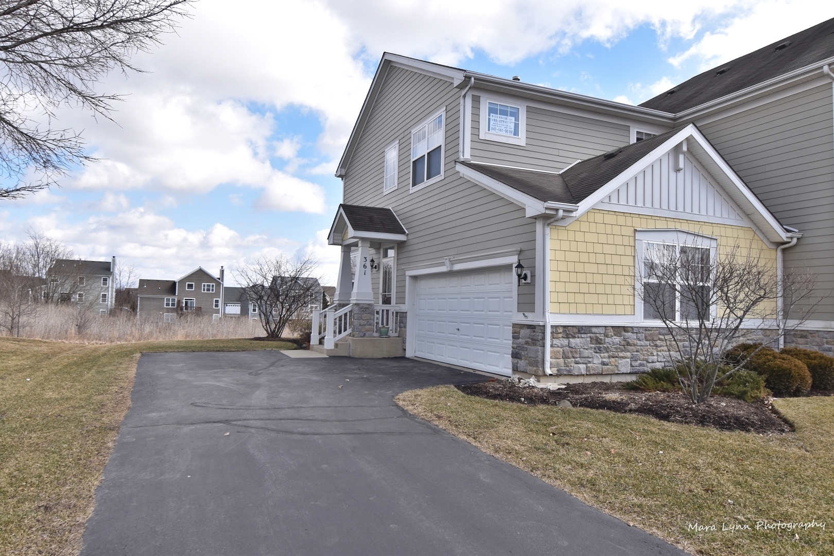 361 Copper Springs, Elgin, Illinois