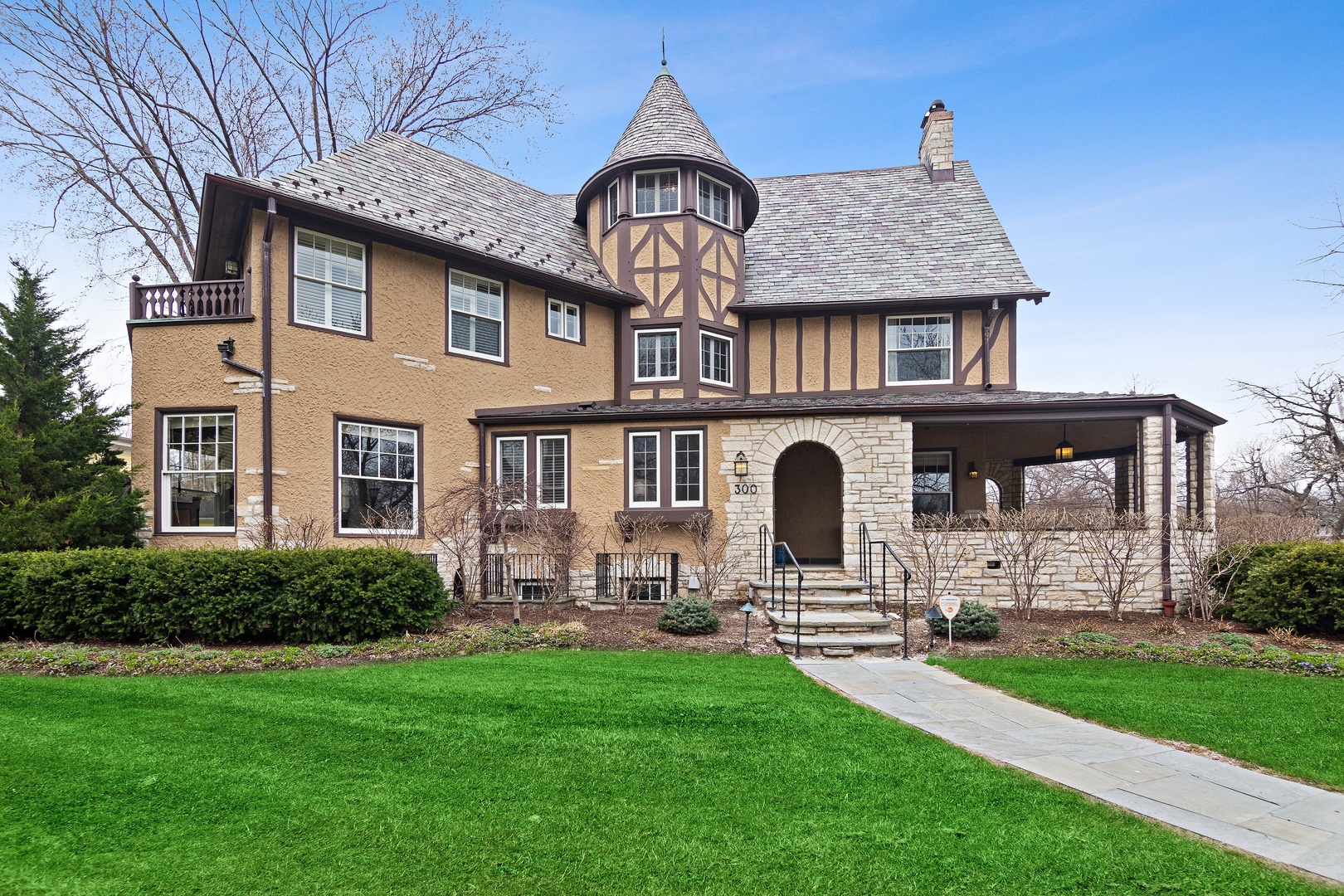 Luxury Homes for sale in Evanston, Illinois Evanston MLS Evanston