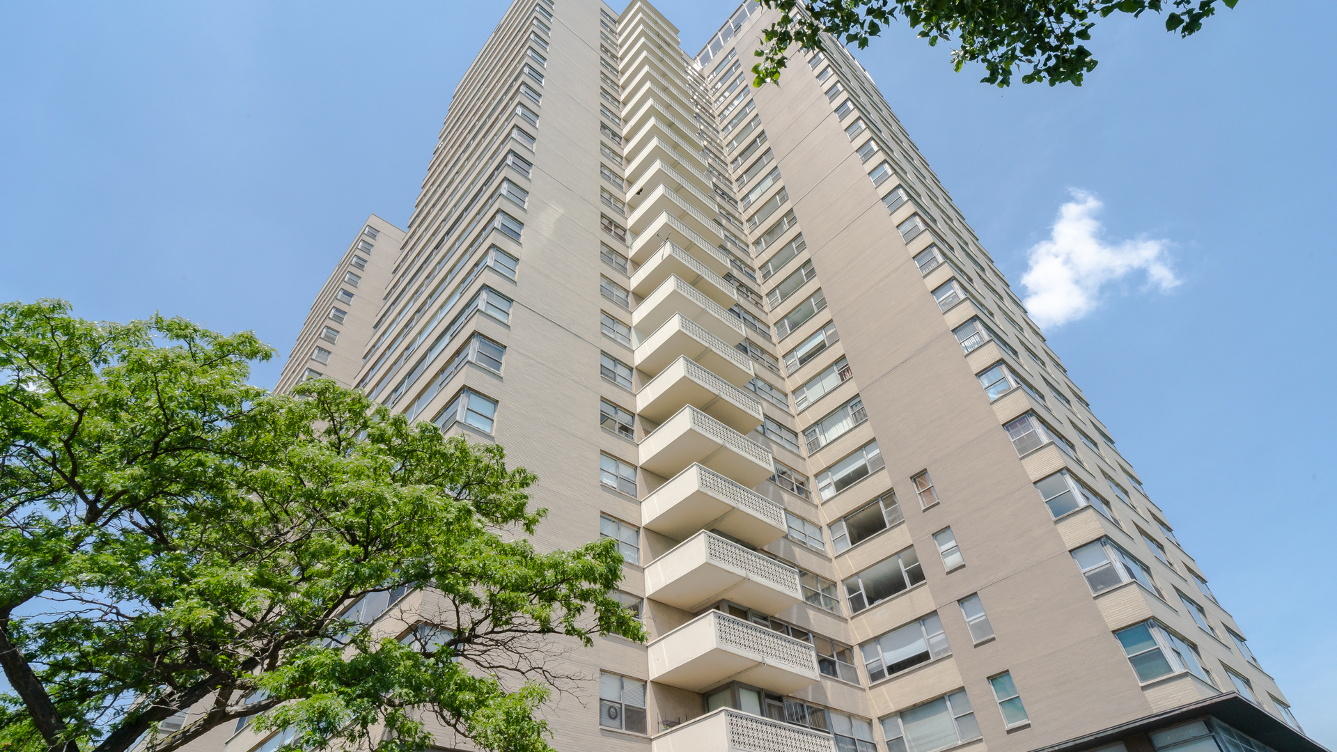 6301 N SHERIDAN RD All Prices Chicago Top Condos Real Estate MLS