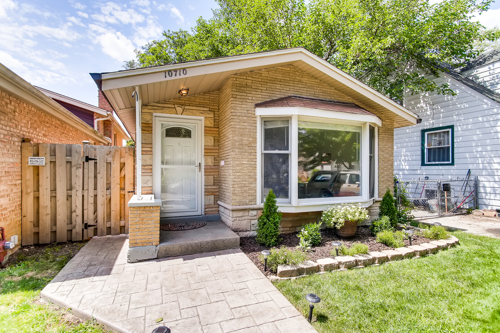 Mount Greenwood Real Estate & Mount Greenwood Chicago Information