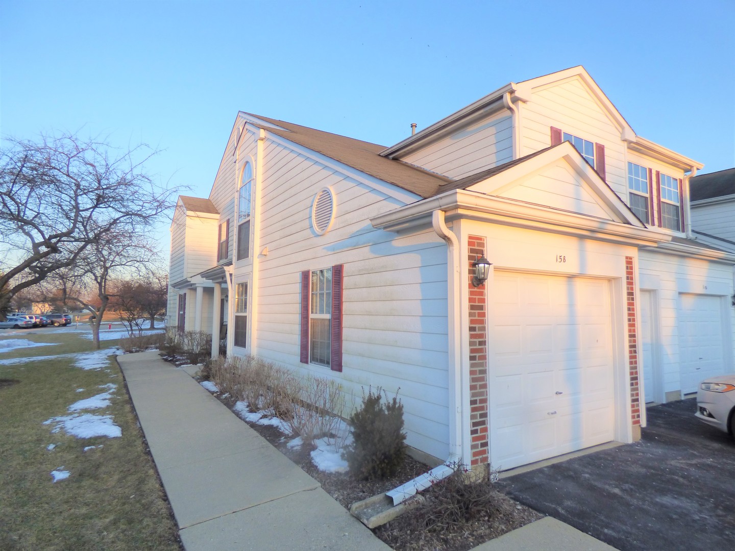 Homes for sale in the Manors Of Oak Knoll subdivision Streamwood