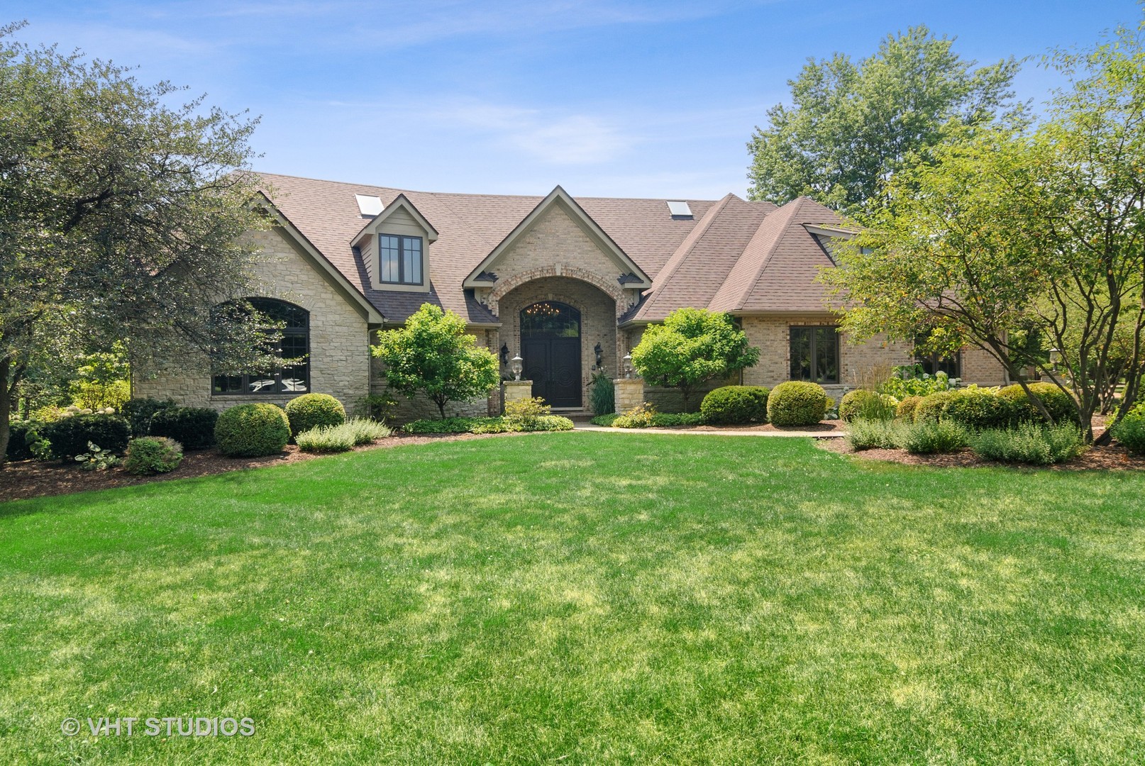 444 Courtney, Sugar Grove, Illinois