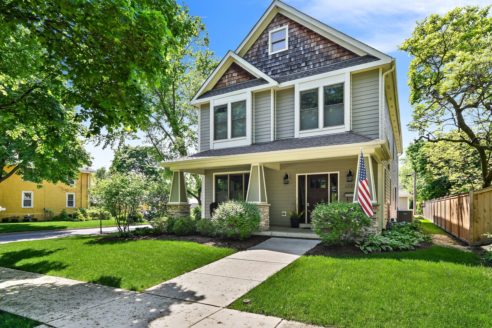 1327 South 2nd, ST. CHARLES, Illinois