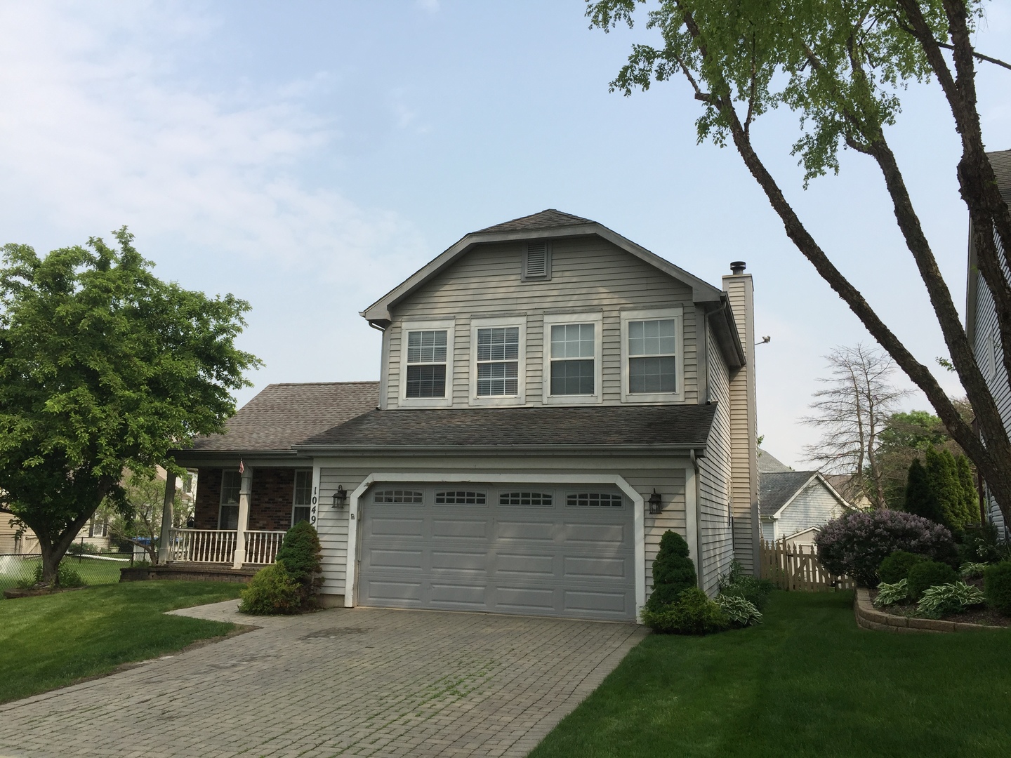 1049 Clover Hill, ELGIN, Illinois
