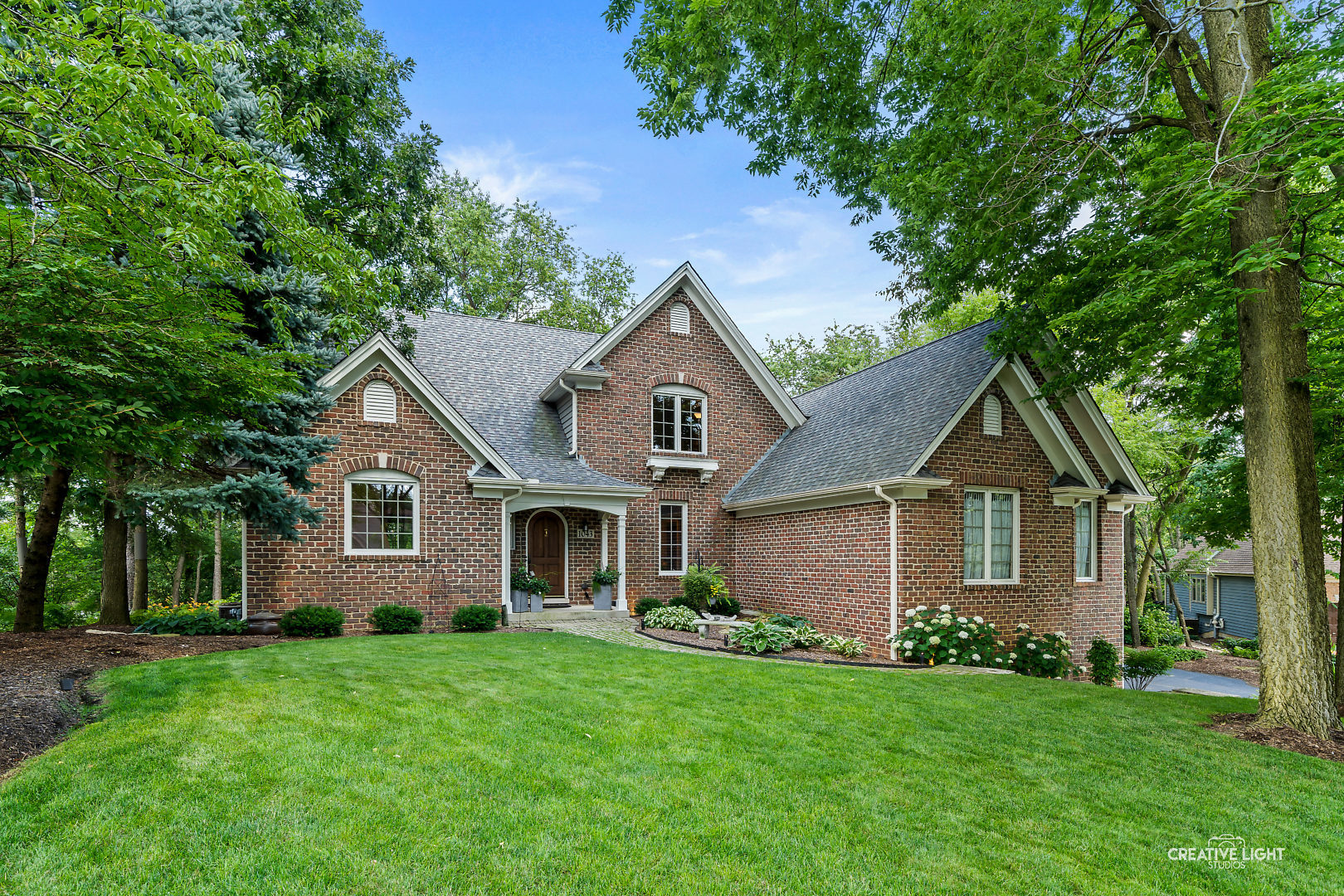 1043 Pembridge, Sugar Grove, Illinois