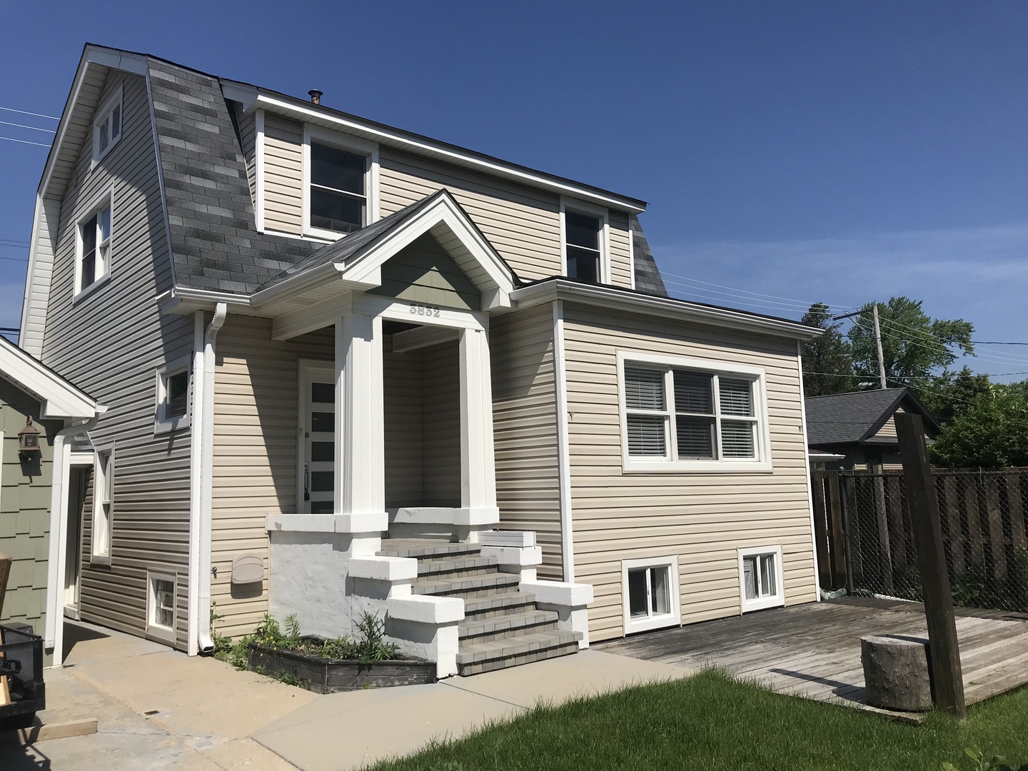 Irving Woods Real Estate & Irving Woods Chicago Information