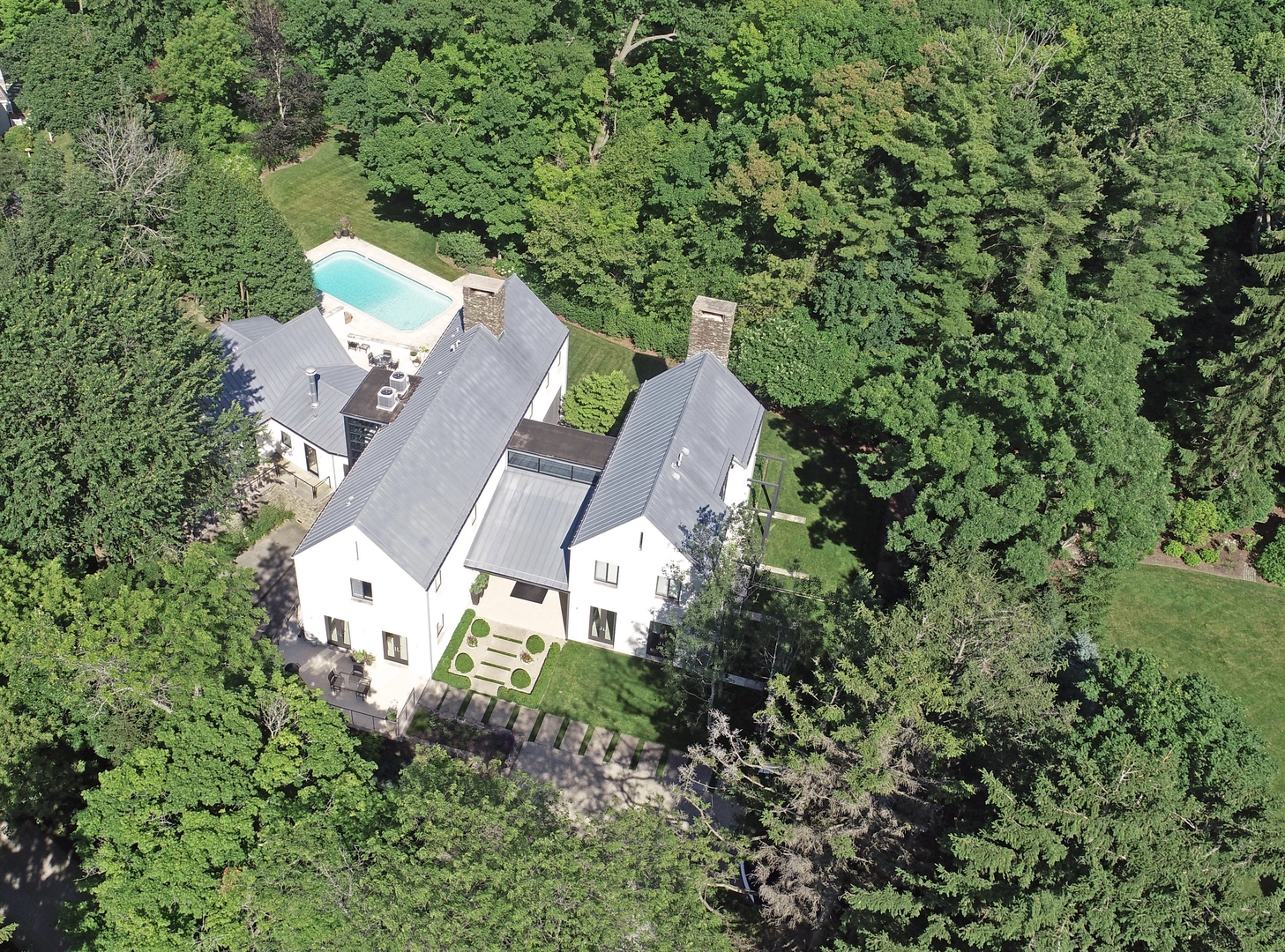 Luxury Homes for sale in Lake Forest, Illinois Lake Forest MLS Lake