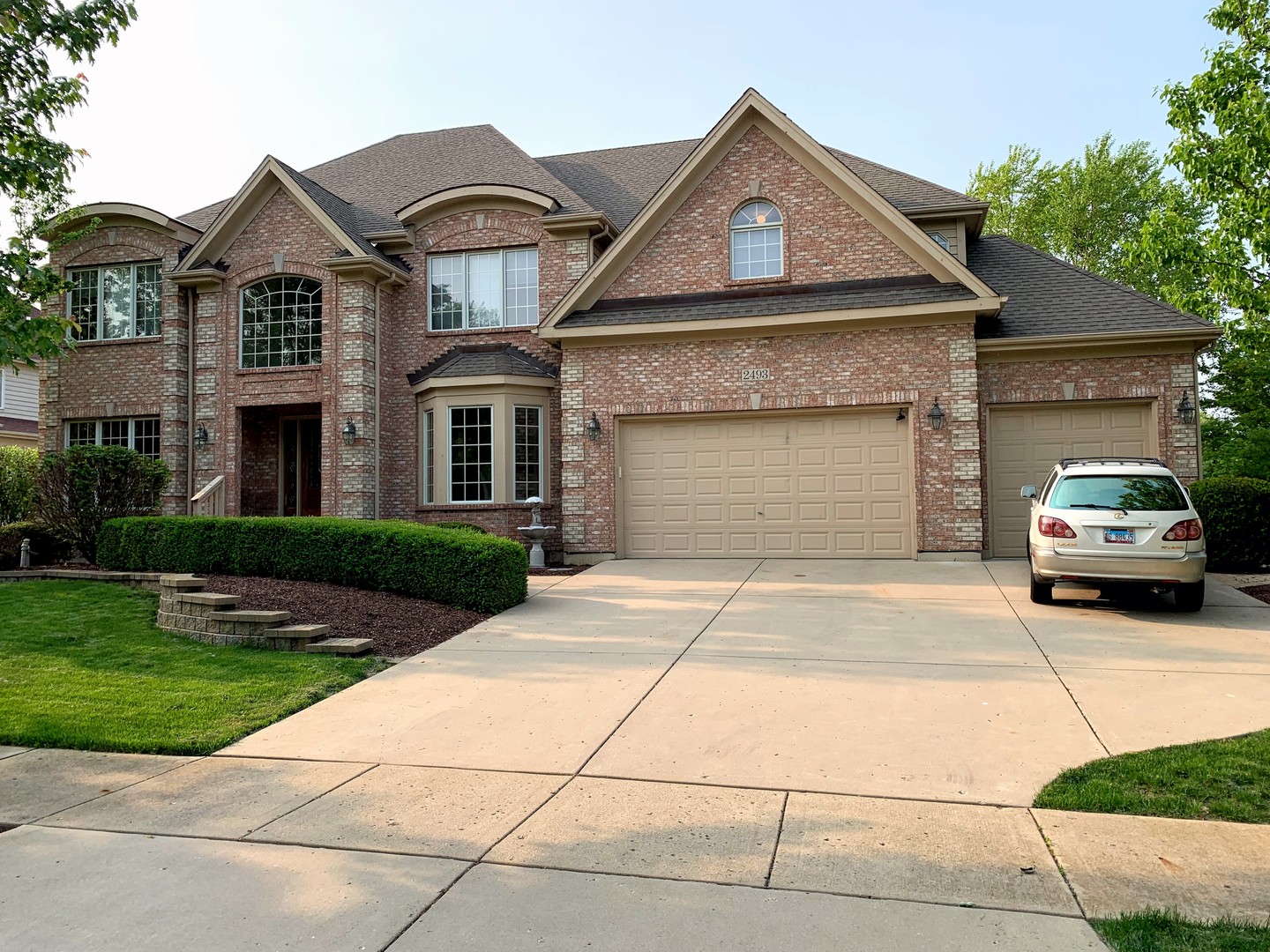 2493 Bird, Batavia, Illinois