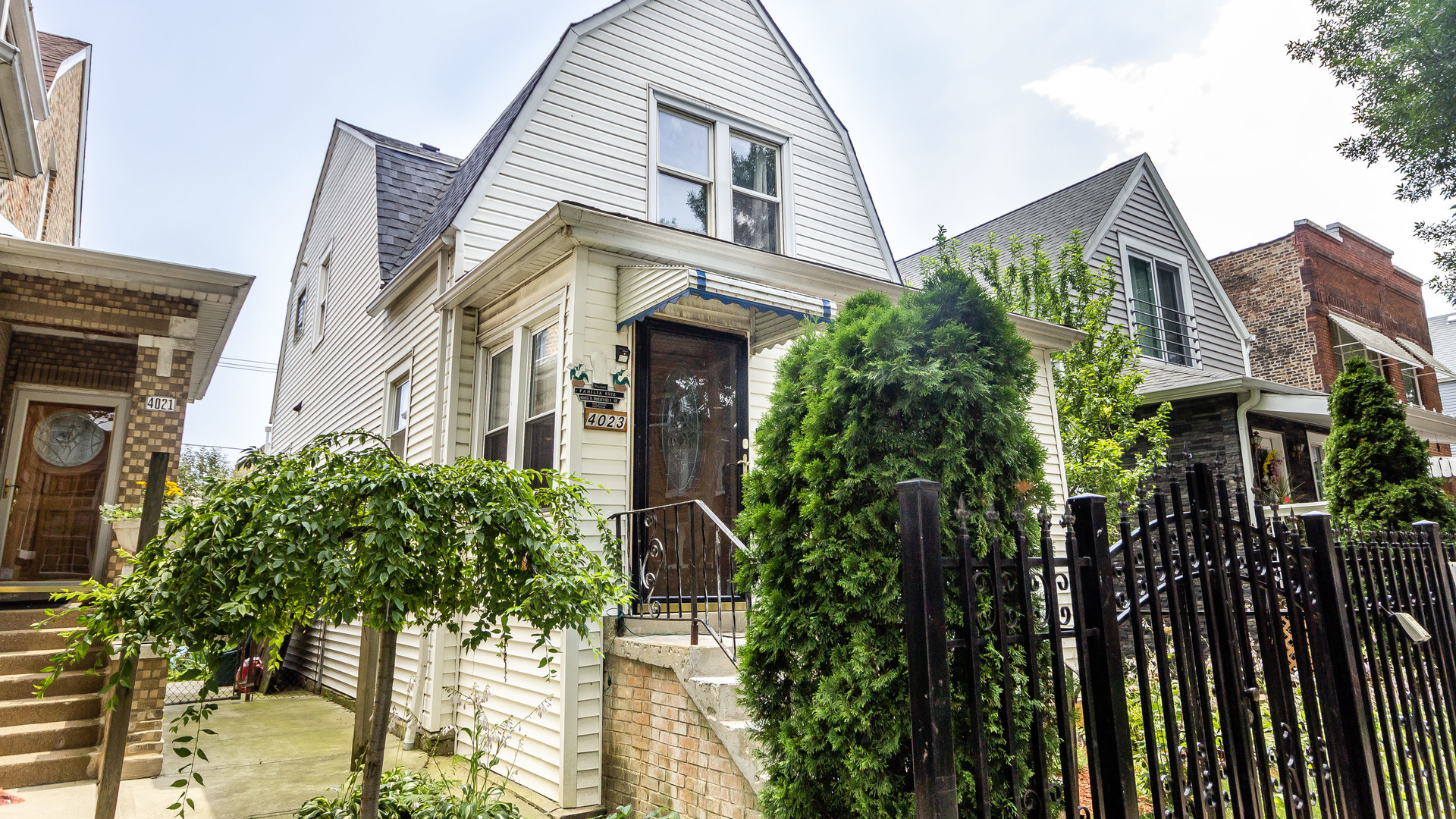 Brighton Park Real Estate & Brighton Park Chicago Information