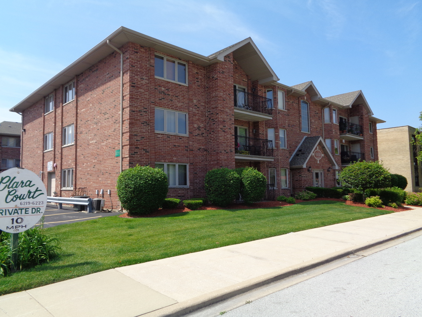 Condos for sale in Oak Lawn, Illinois Oak Lawn MLS Oak Lawn Real Estate