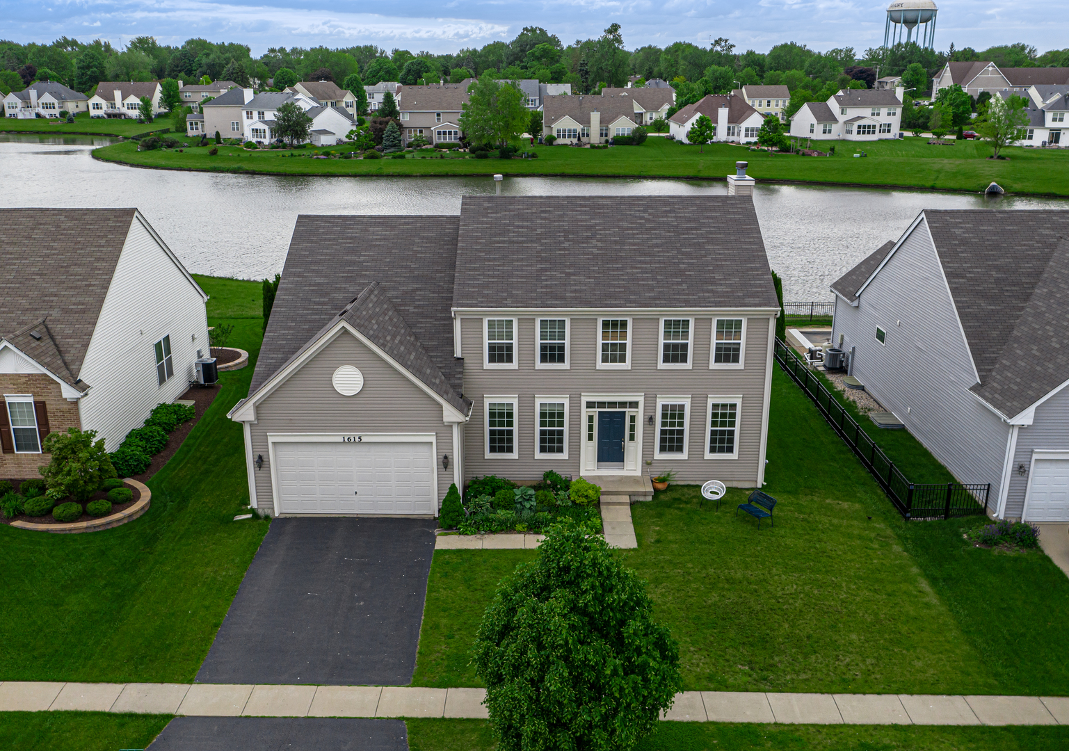 Homes for sale in the Reston Ponds subdivision Sycamore, Illinois