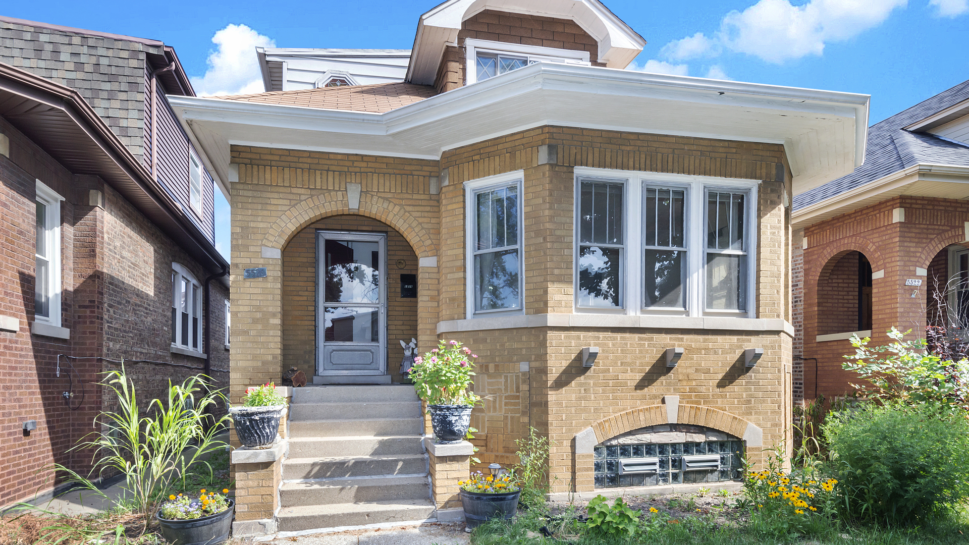 Portage Park Real Estate & Portage Park Chicago Information