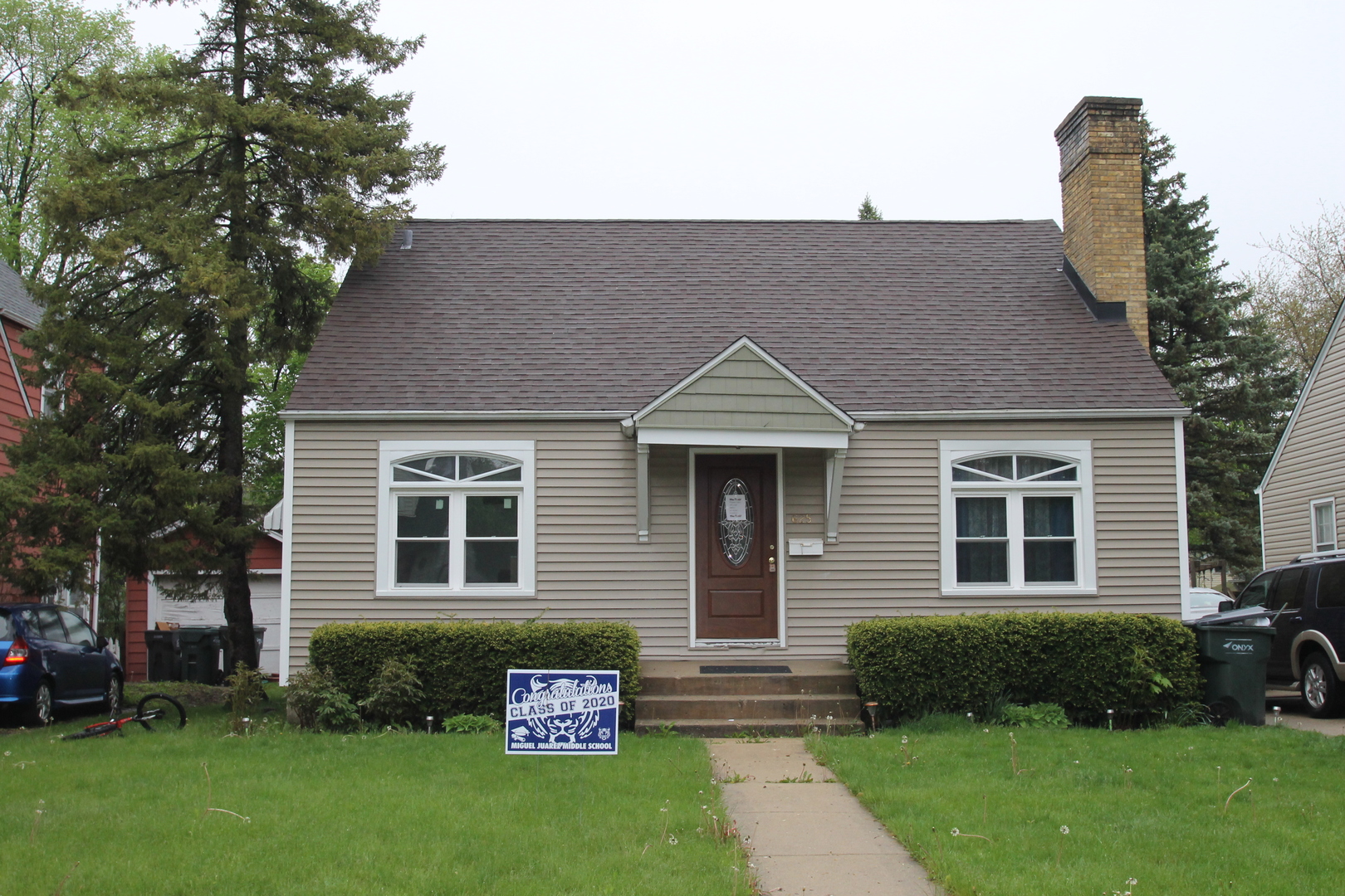 3 Bedrooms In Waukegan