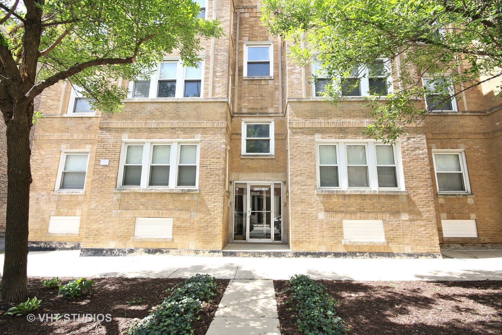 Ravenswood Real Estate & Ravenswood Chicago Information