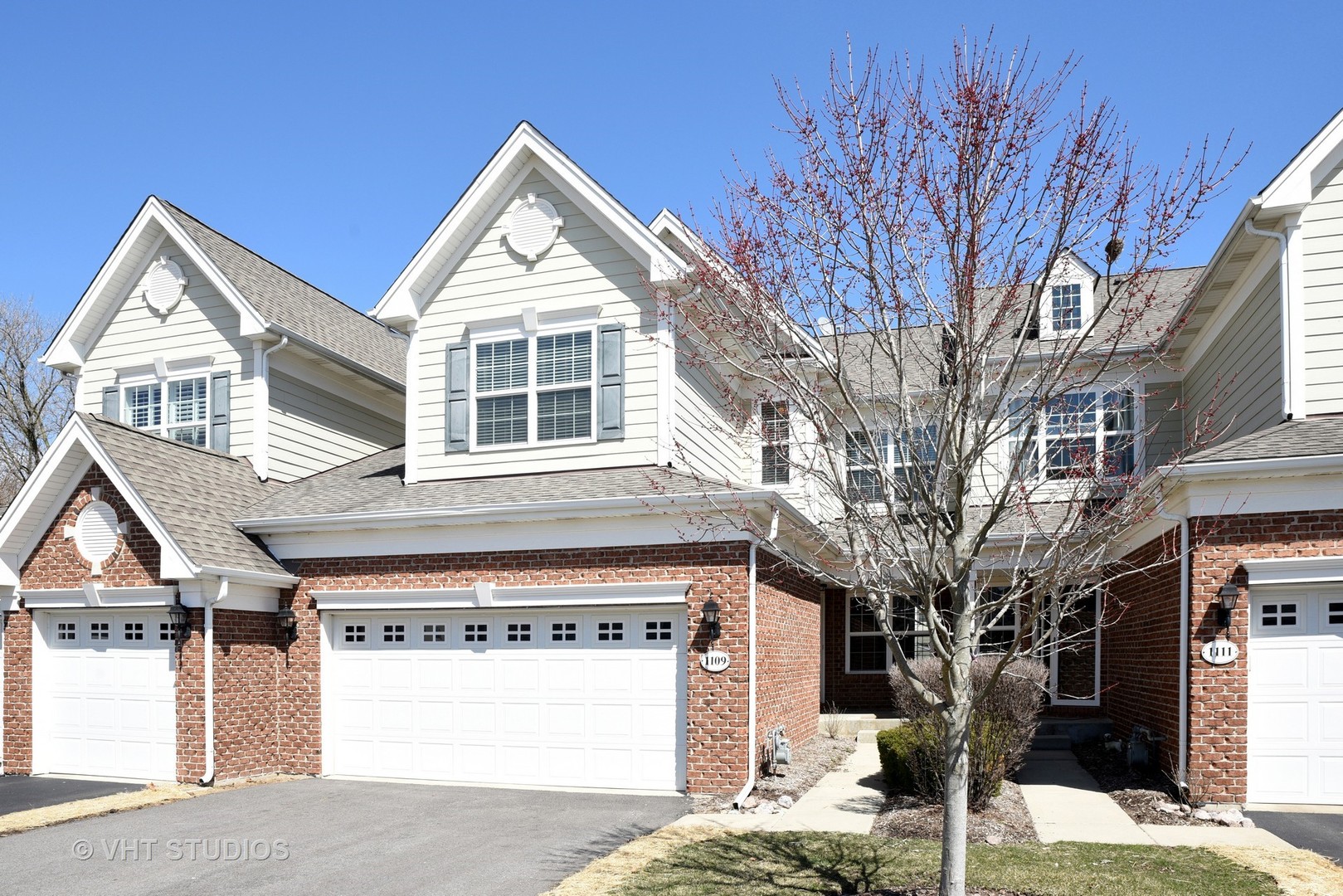 1109 Pine Valley, ELGIN, Illinois
