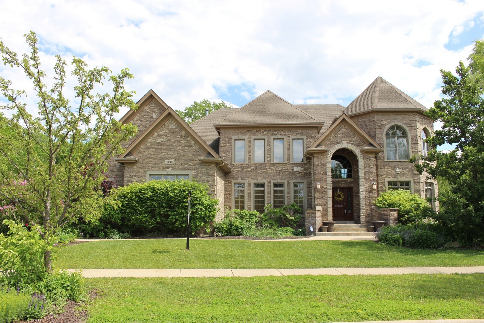 1038 SCHONBACK, BATAVIA, Illinois