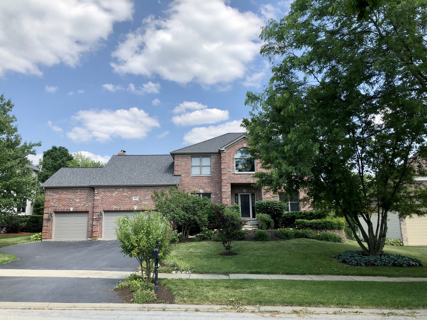 894 Edgewood, Sugar Grove, Illinois