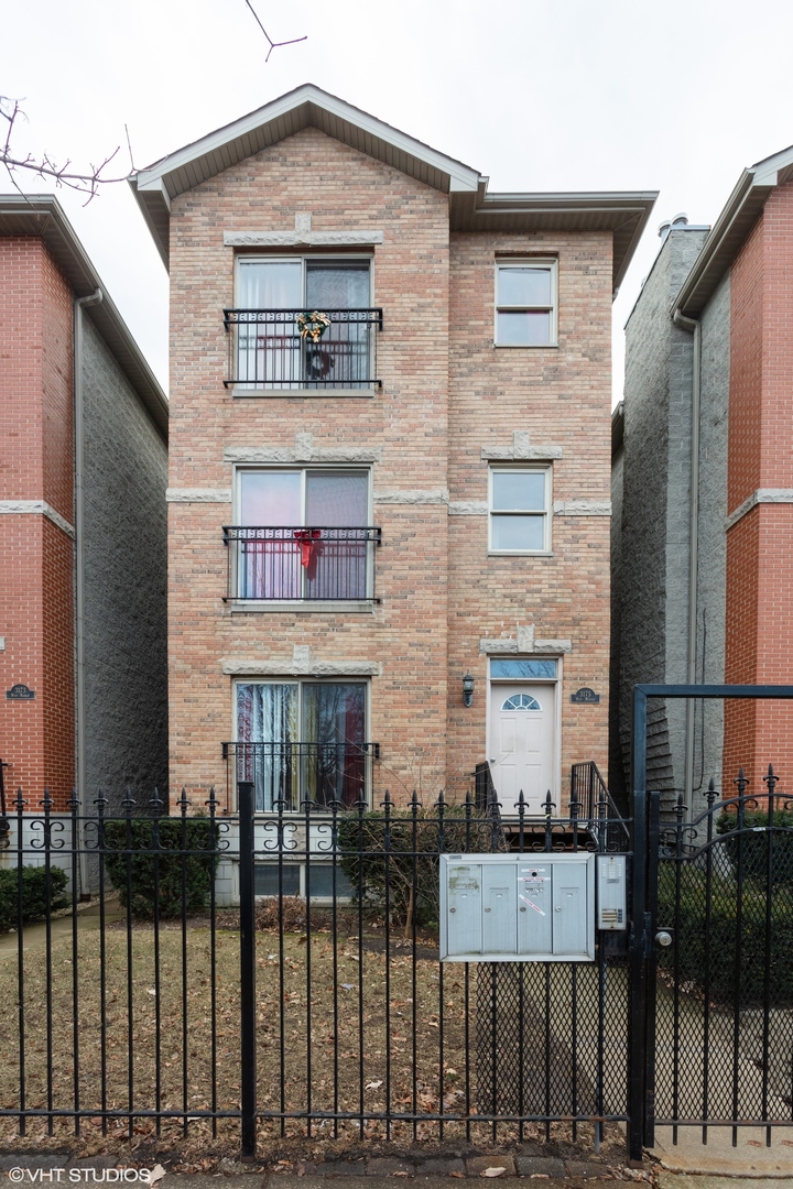 East Garfield Park Real Estate & East Garfield Park Chicago Information