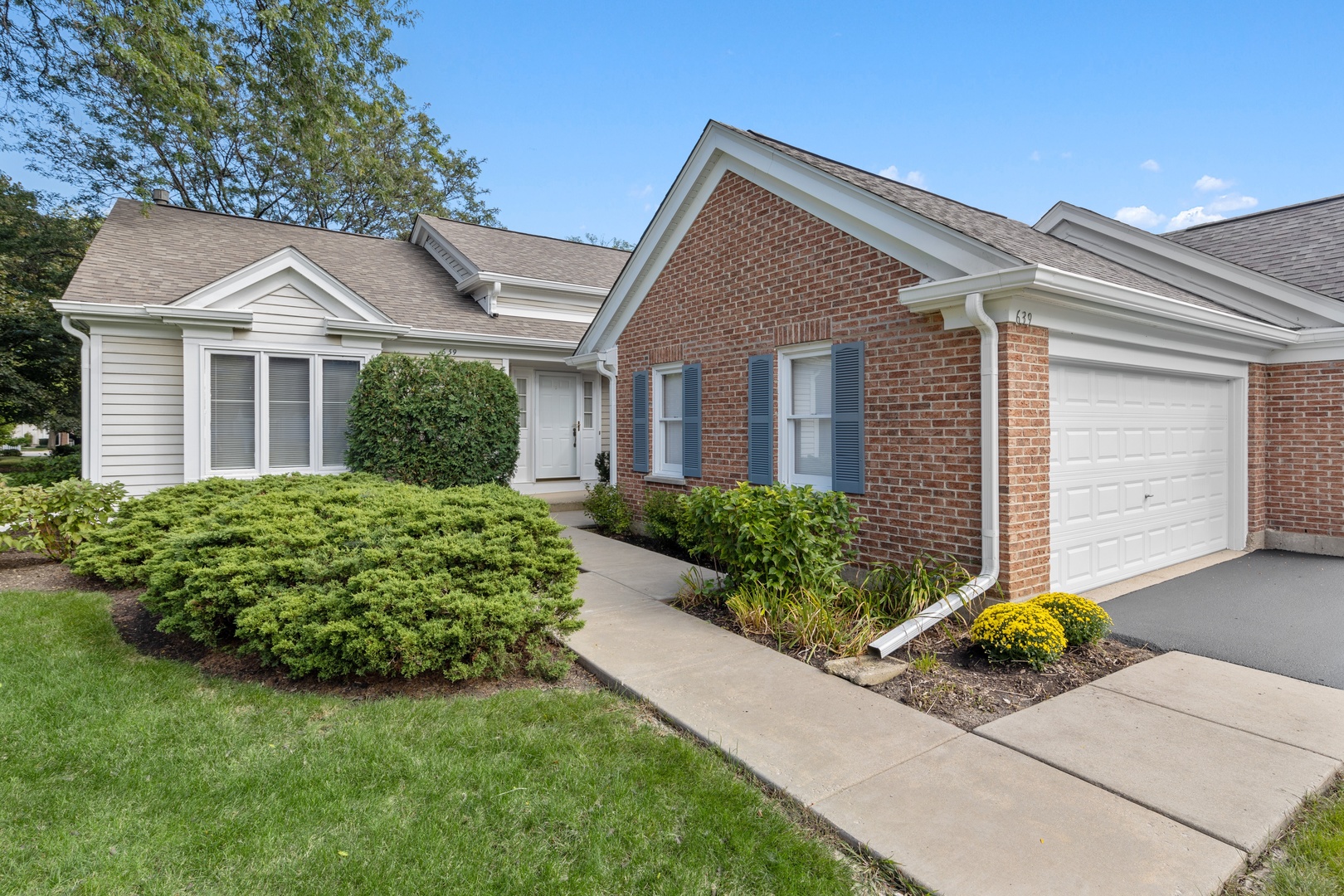 Homes for sale in the ROB ROY COUNTRY CLUB VILLAGE subdivision