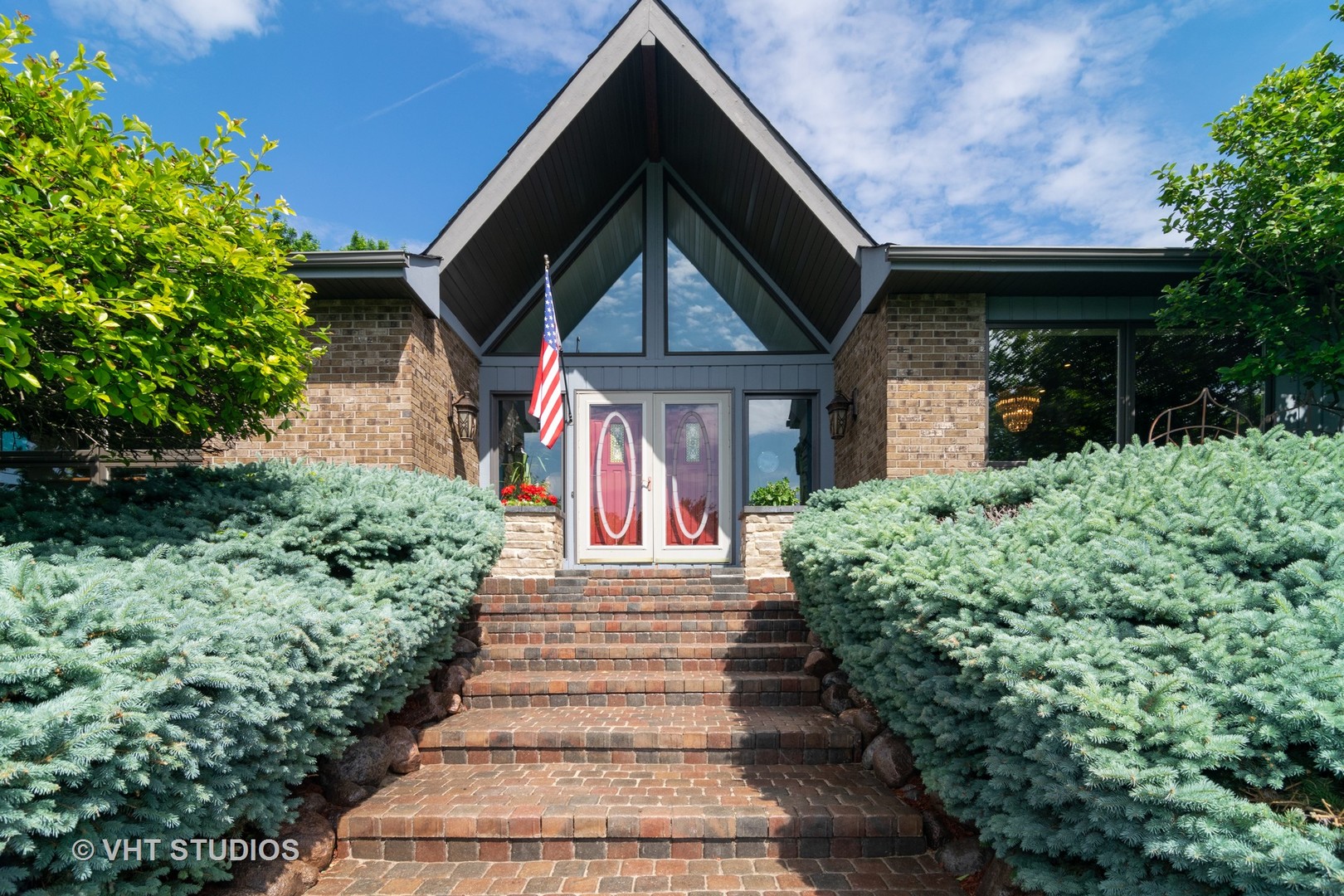 200 Forestview, ELGIN, Illinois