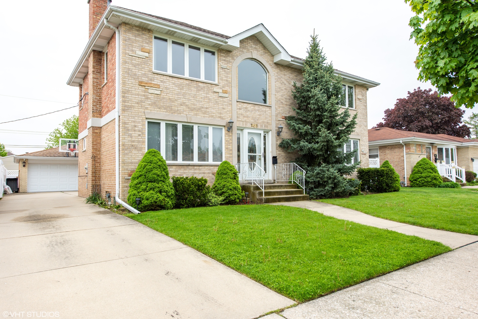 4 bedroom Homes for sale in Niles, Illinois Niles MLS Niles Real Estate