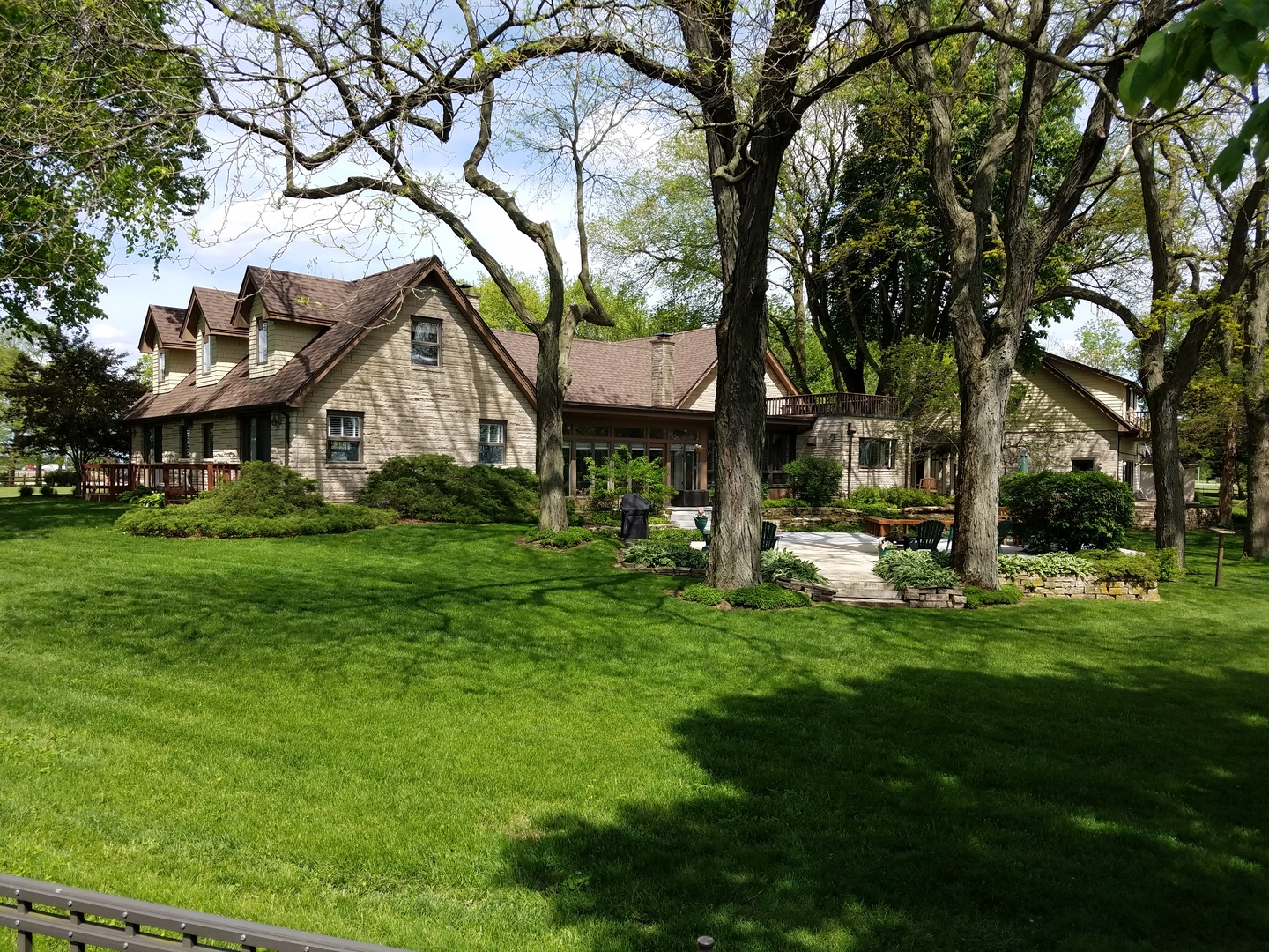 49W165 Harter, Maple Park, Illinois