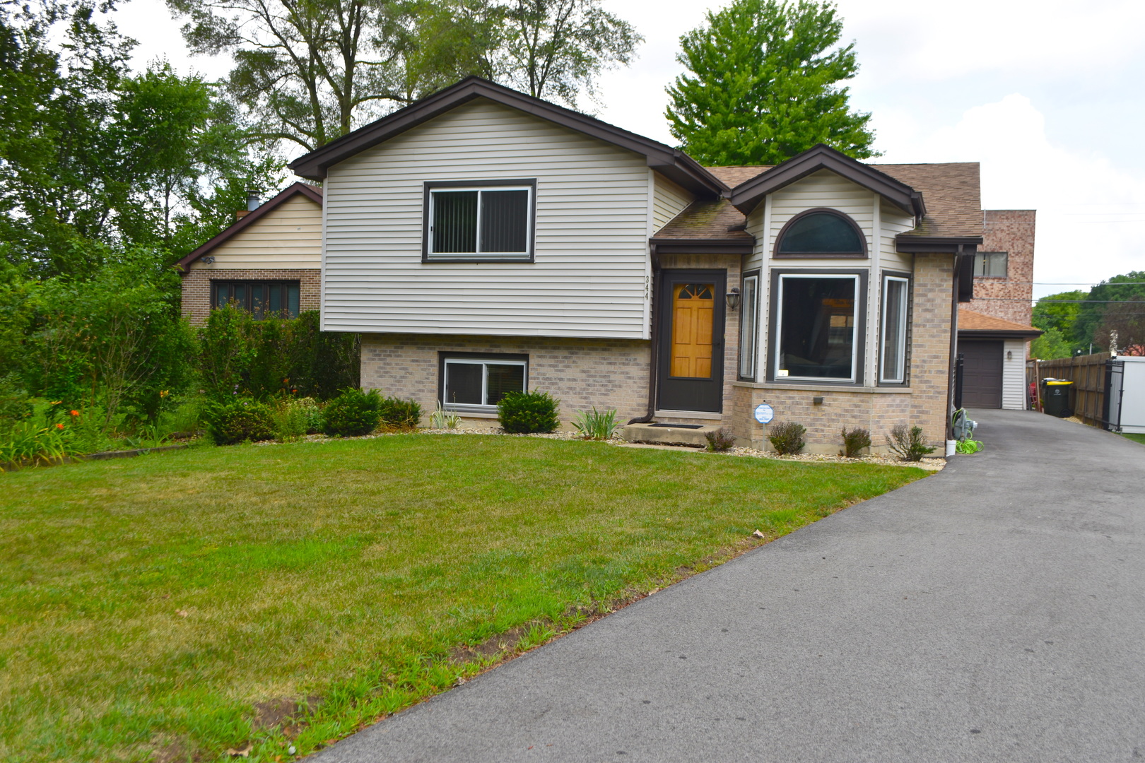 3 Bedroom Homes for sale in Wood Dale, Illinois Wood Dale MLS Wood