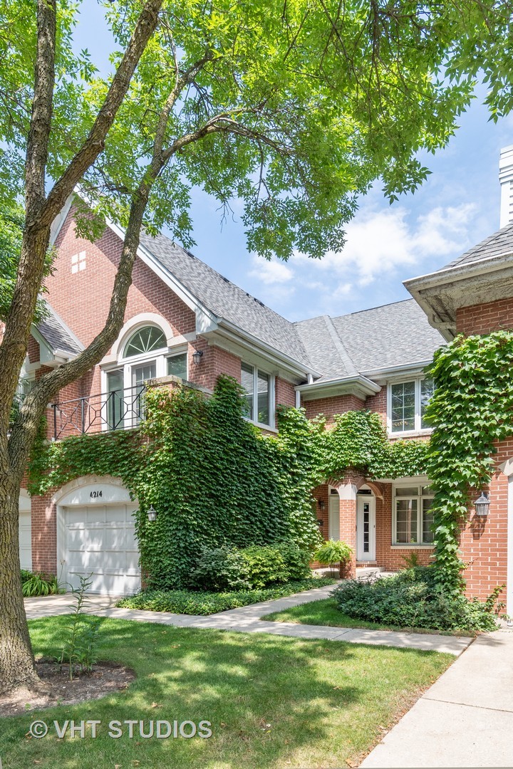 Sauganash Real Estate & Sauganash Chicago Information