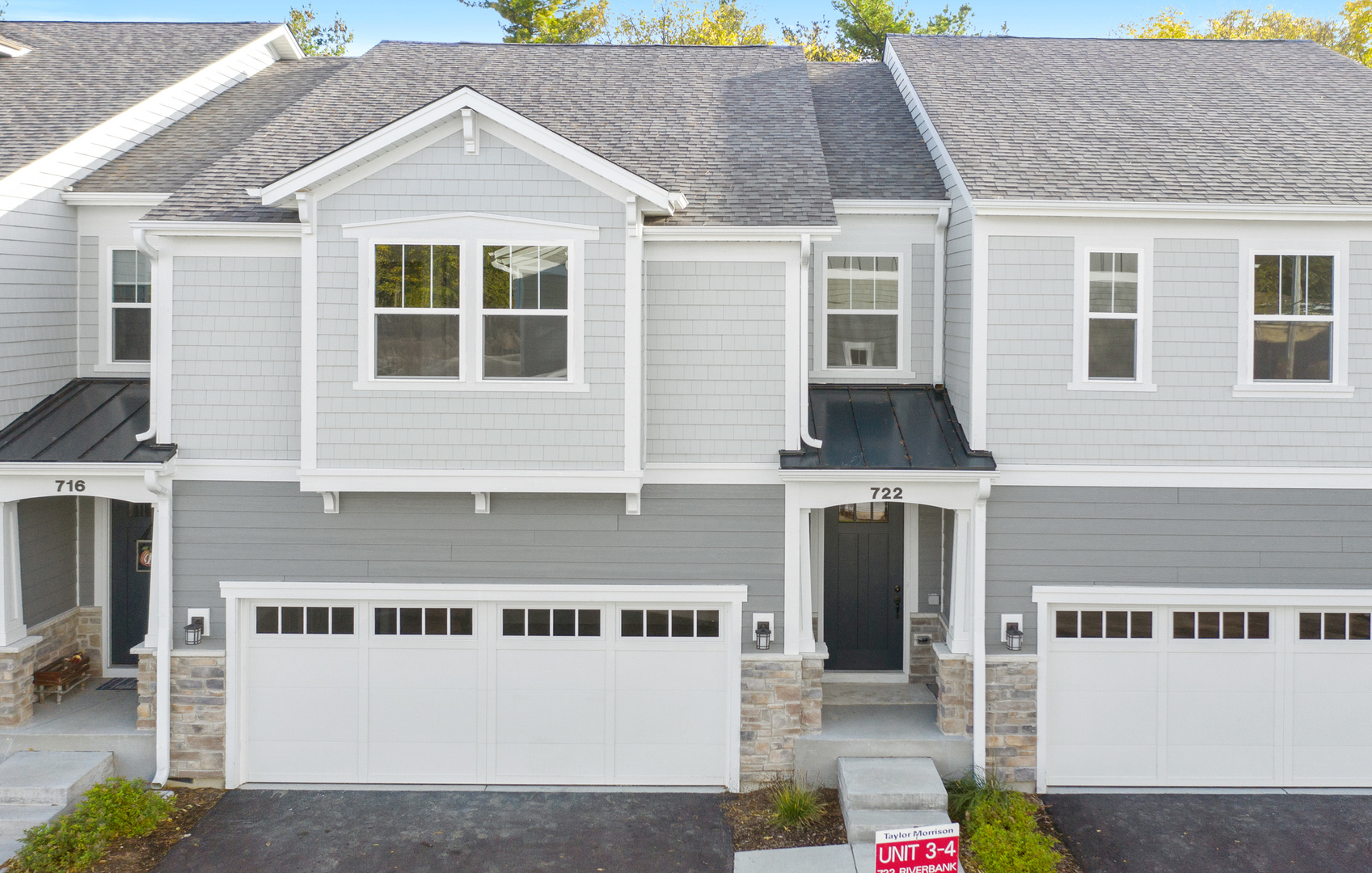 722 Riverbank, Geneva, Illinois