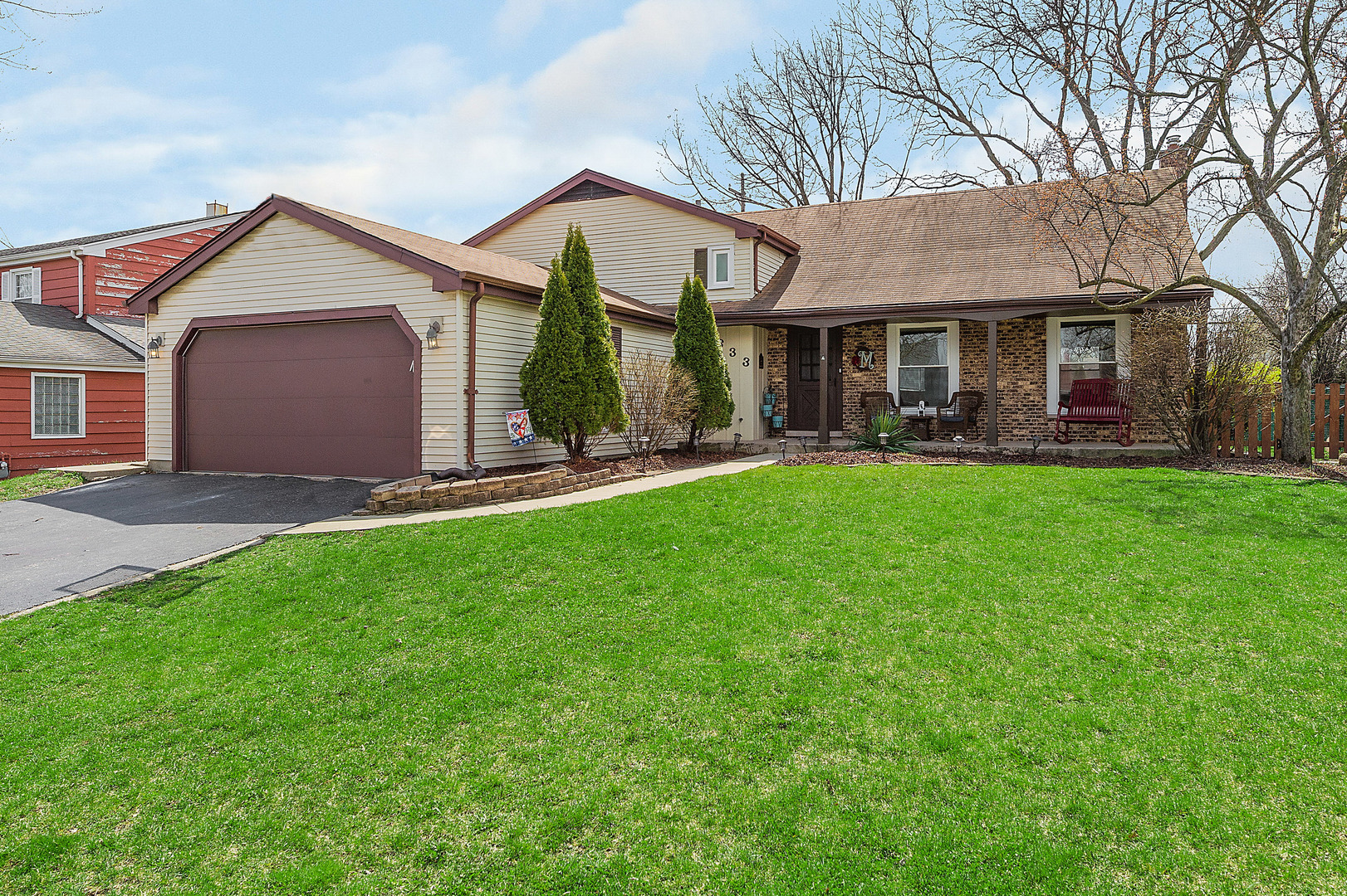 Homes for sale in the Oakwood subdivision Westmont, Illinois Real Estate