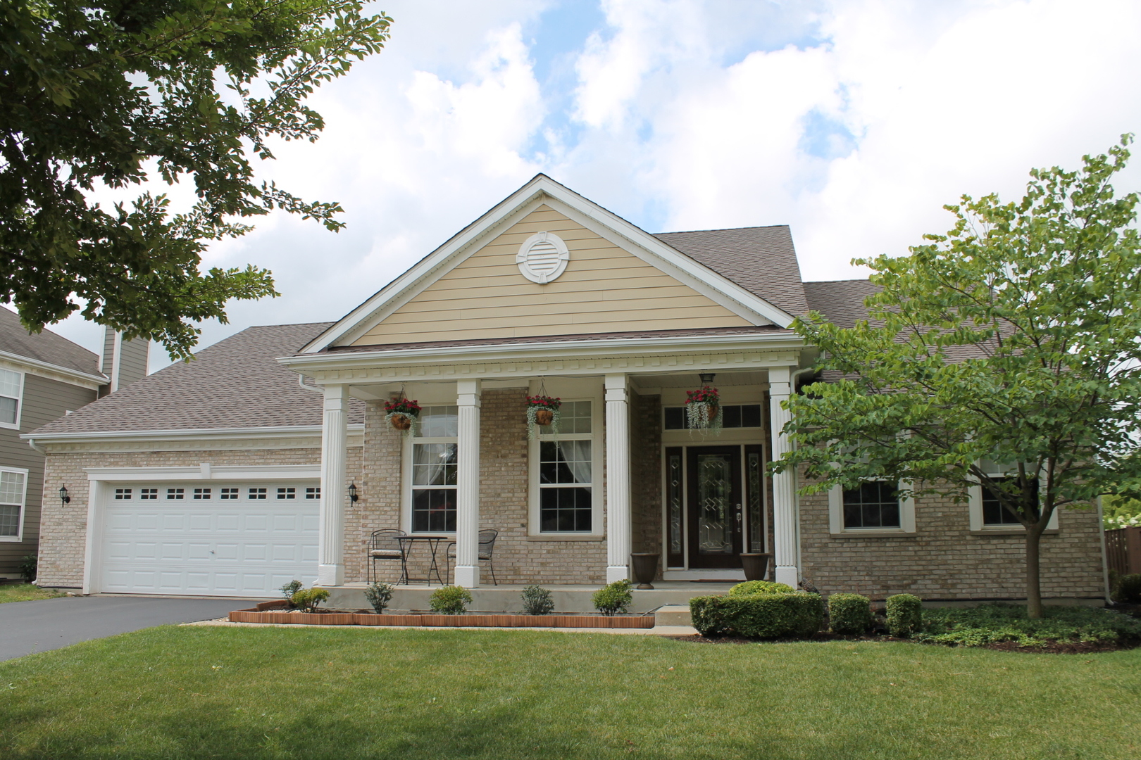 304 Red Rock, ELGIN, Illinois