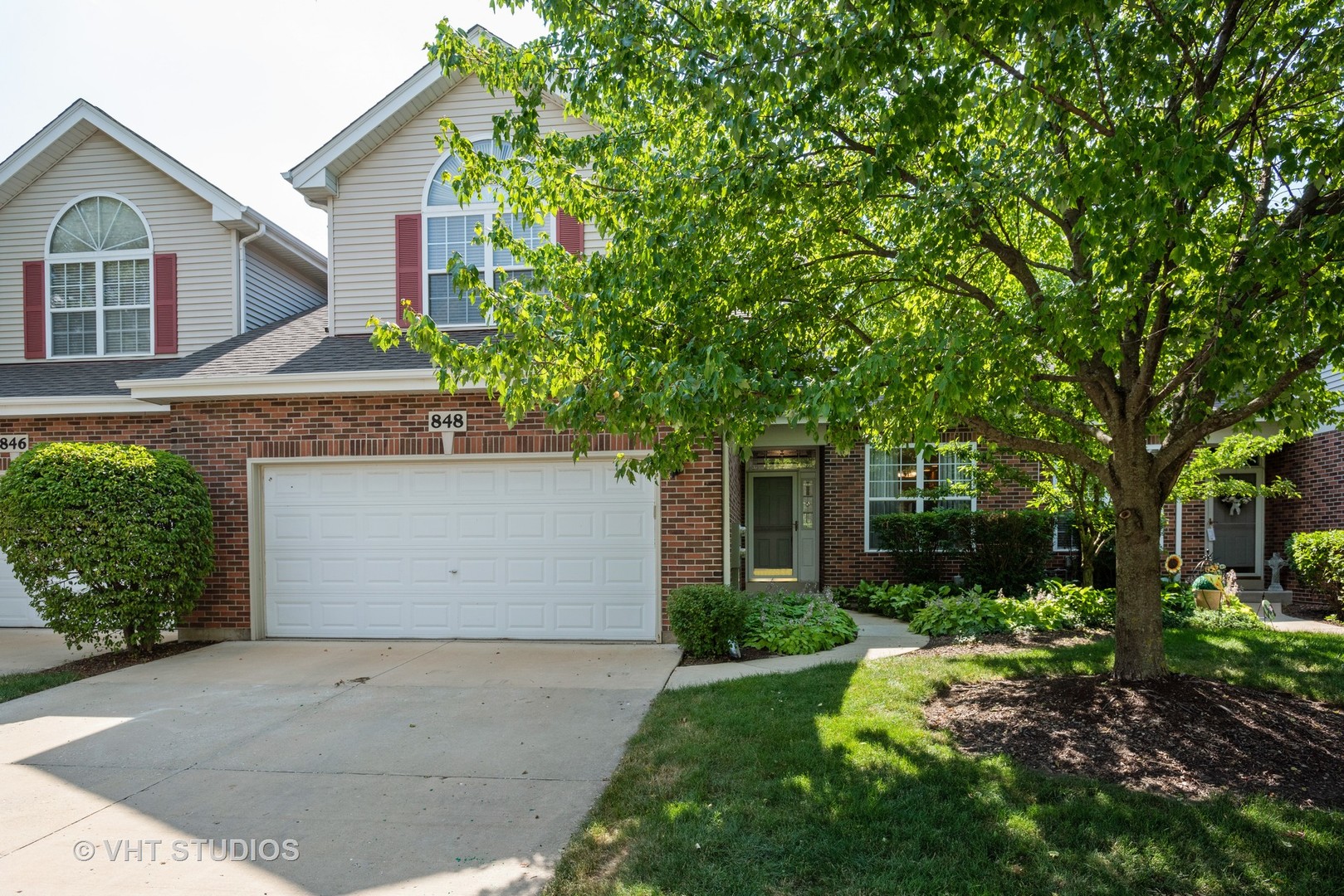 Homes for sale in the Pheasant Run Trails subdivision St. Charles