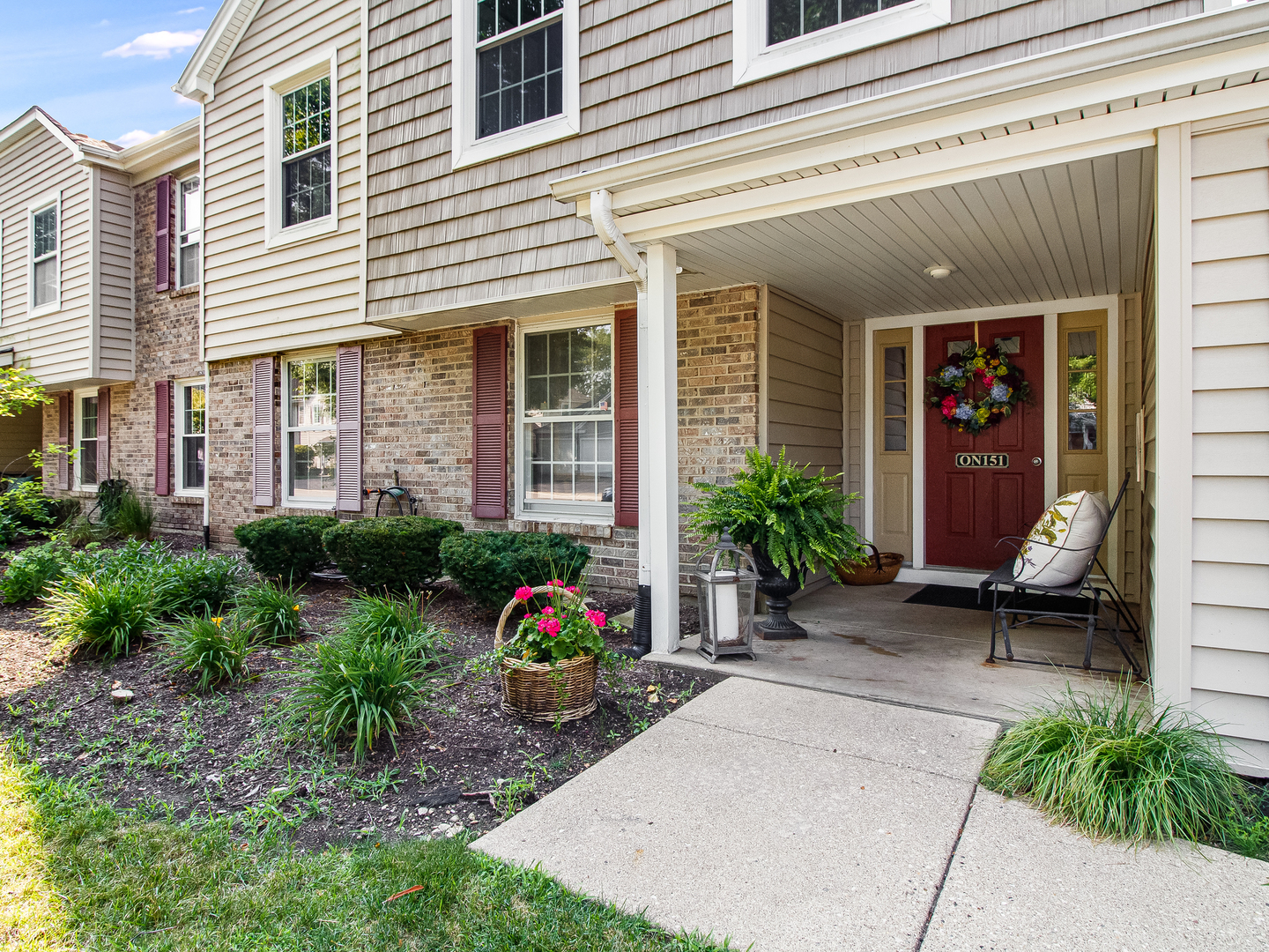 Homes for sale in the Highlake subdivision Winfield, Illinois Real Estate