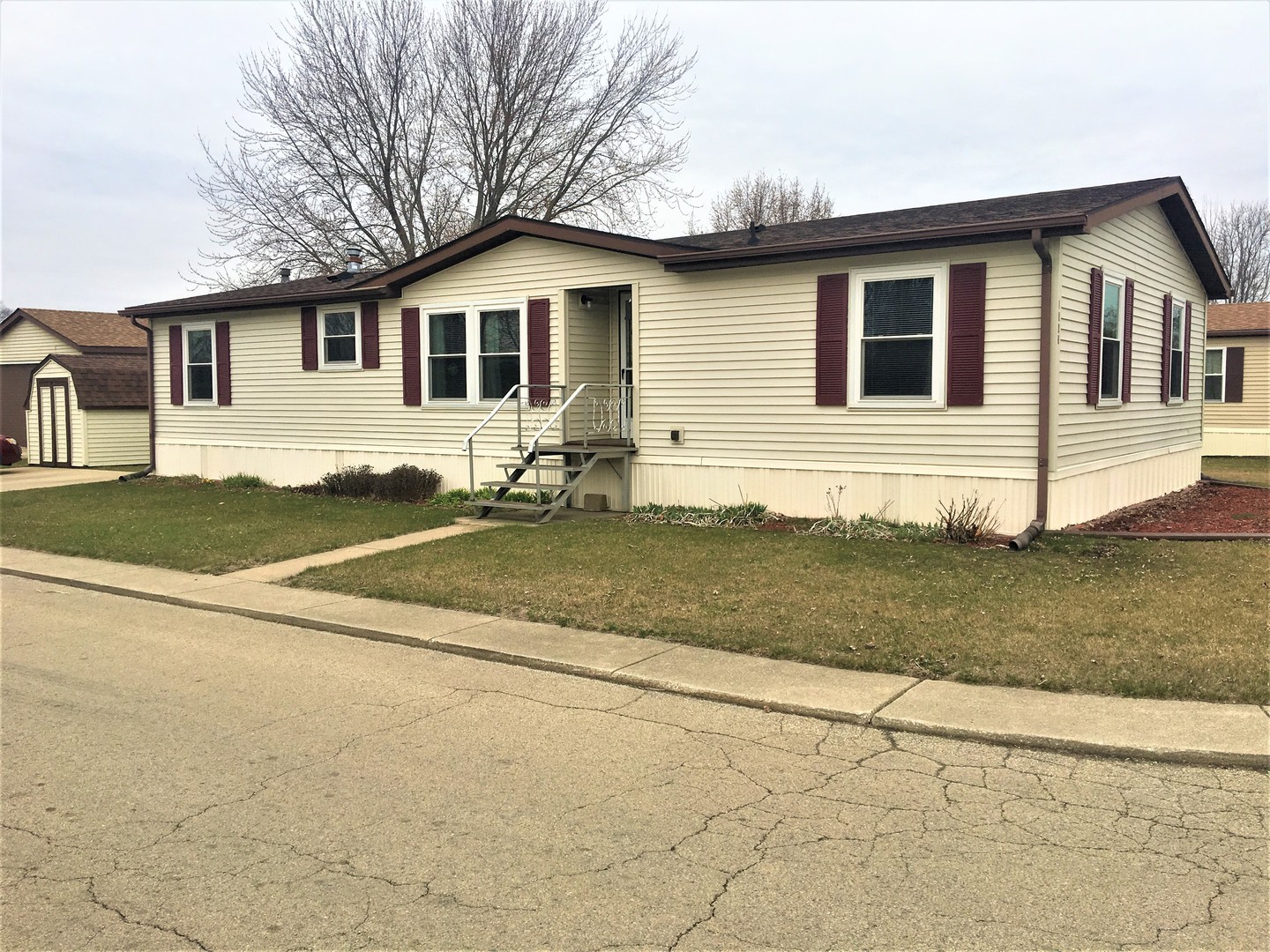 Mobile Homes for sale in Dekalb, Illinois Dekalb MLS Dekalb Real Estate