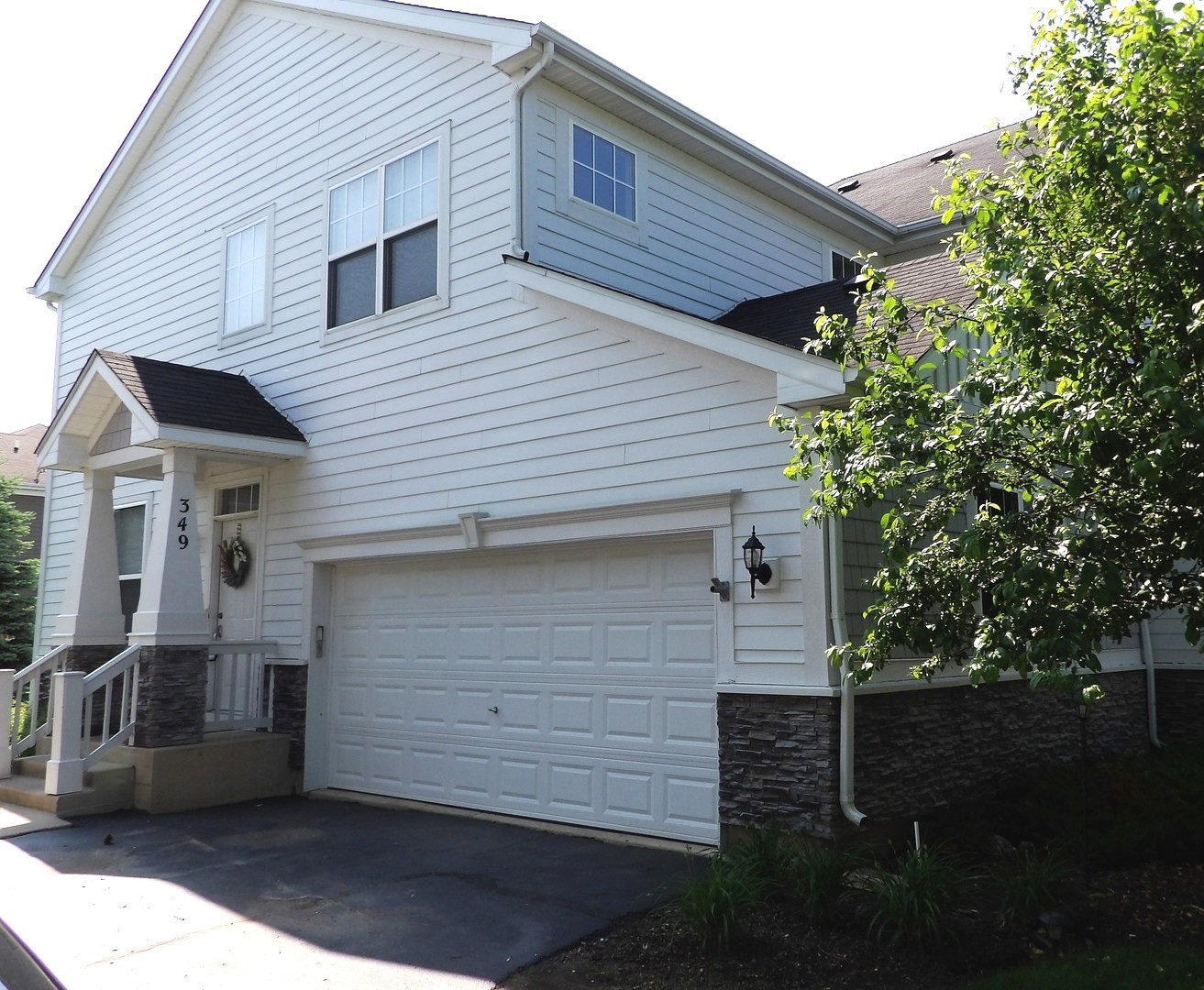 349 Victoria, ELGIN, Illinois