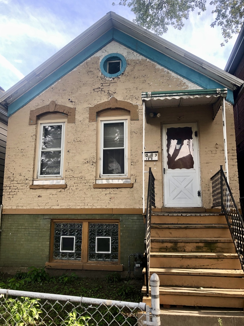 Back of the Yards Real Estate & Back of the Yards Chicago Information