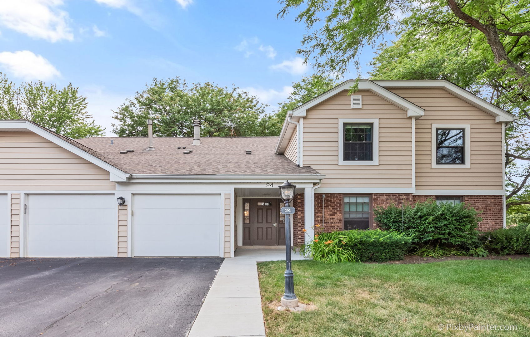 Homes For Sale In The Lexington Village Subdivision Schaumburg Illinois Real Estate