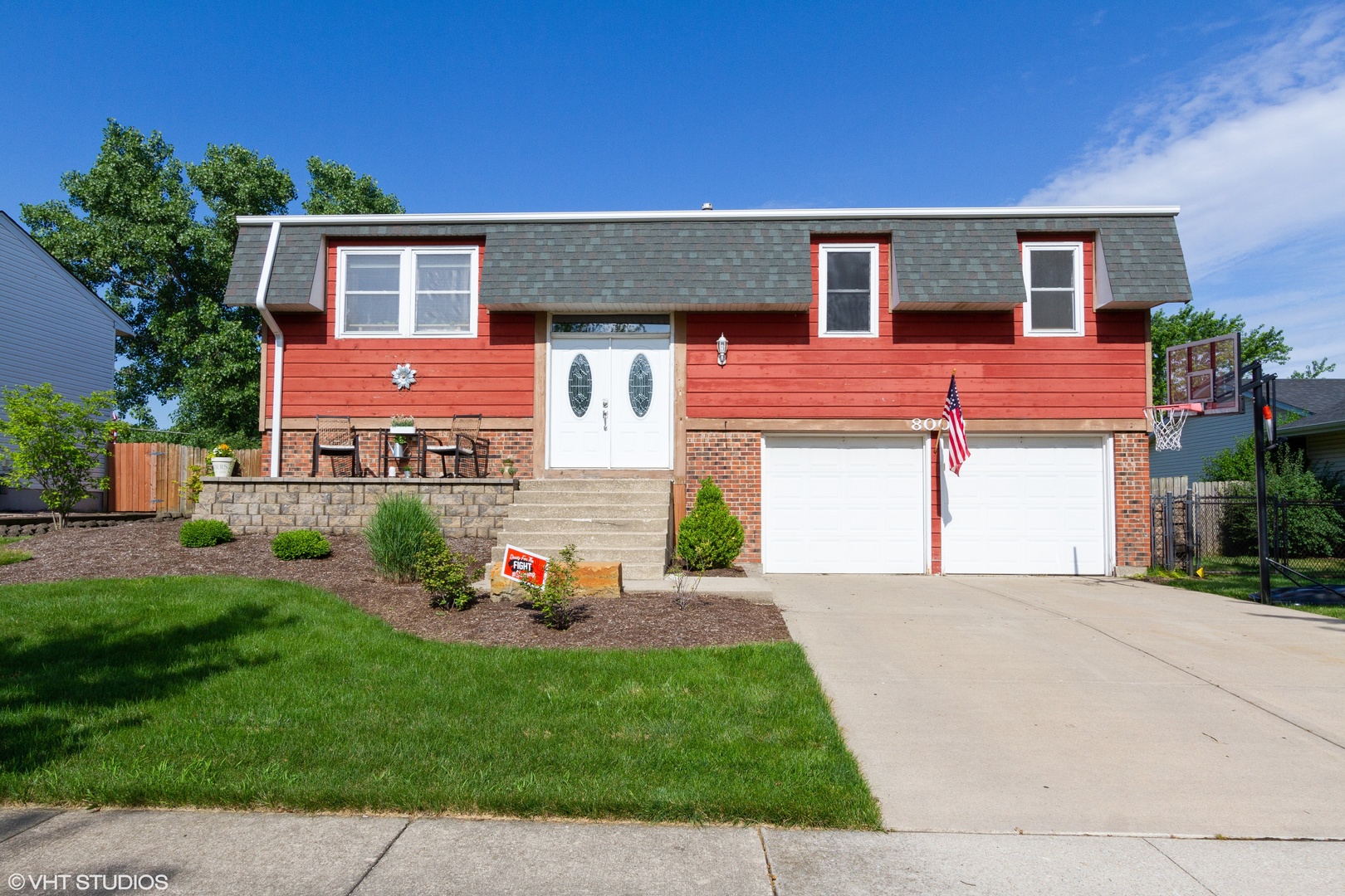 Homes for sale in the Frankfort Square subdivision Frankfort