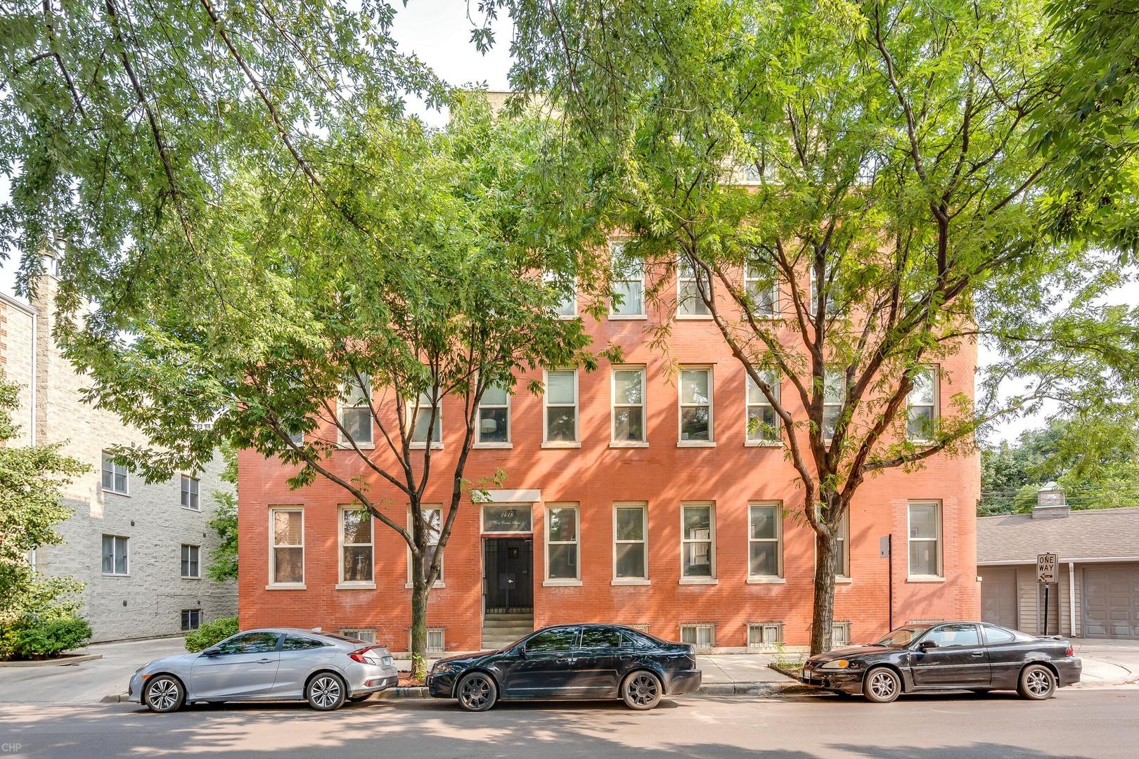 Noble Square Real Estate & Noble Square Chicago Information