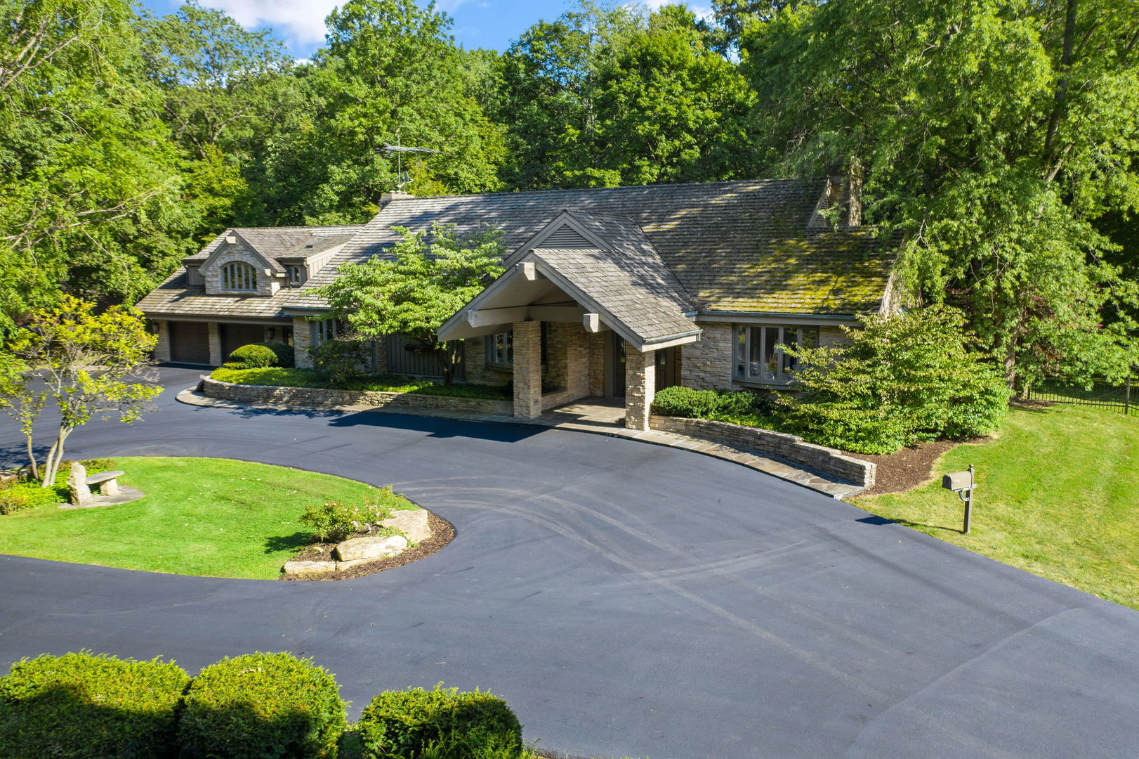 Luxury Homes For Sale in St. Charles, Illinois St. Charles MLS Search St. Charles Real Estate