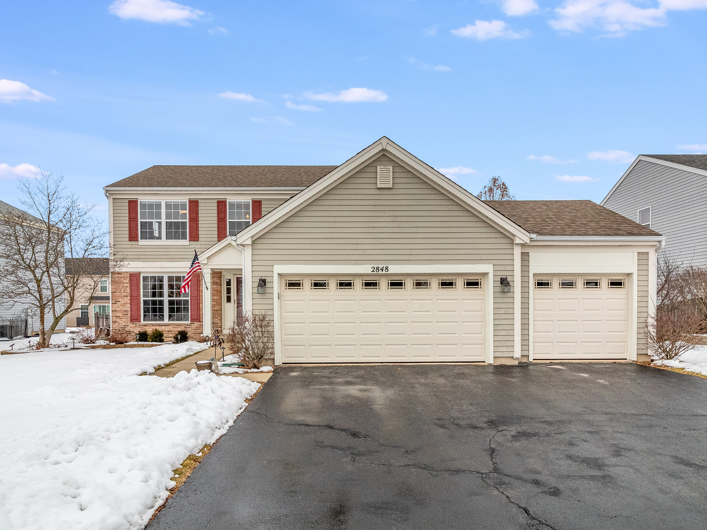 Homes for sale in the Gleneagle Farms subdivision Carpentersville