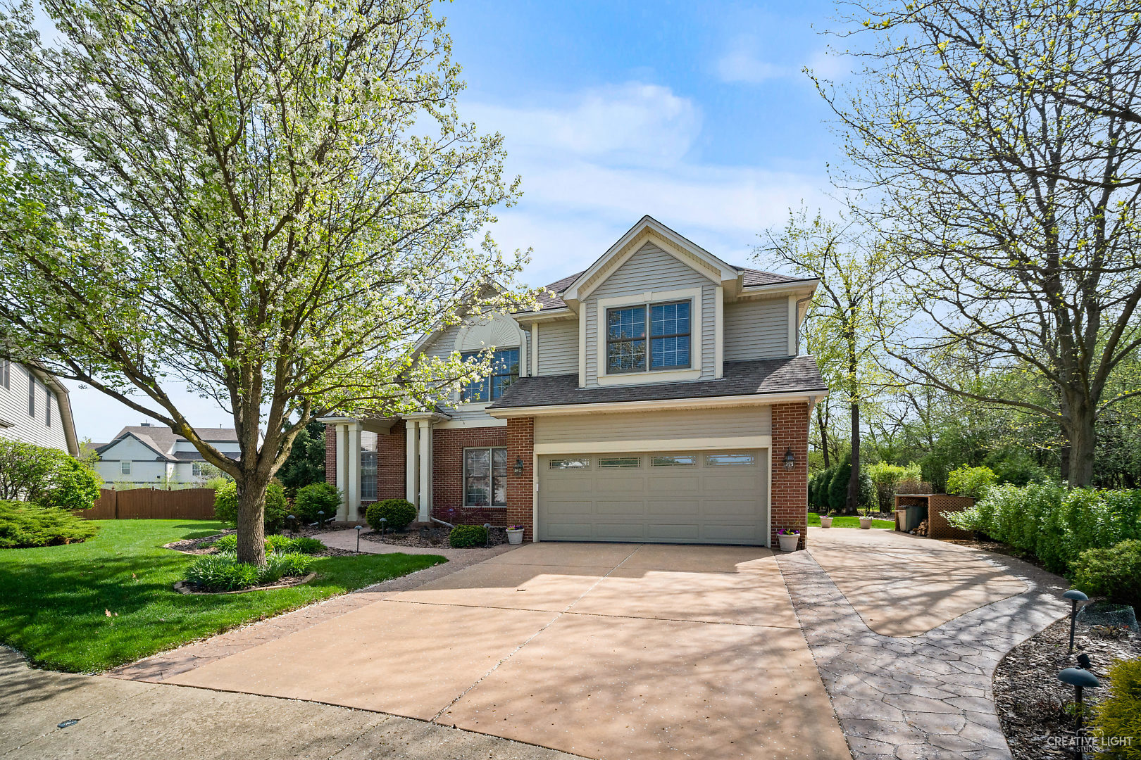 928 Riverstone, Aurora, Illinois