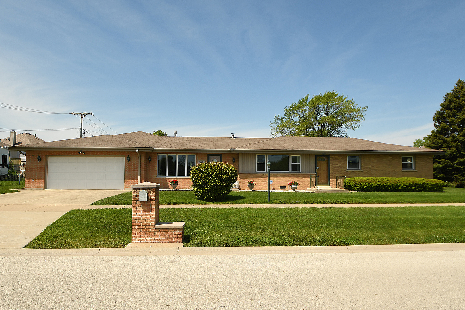 Luxury Homes for sale in Burbank, Illinois Burbank MLS Burbank Real Estate