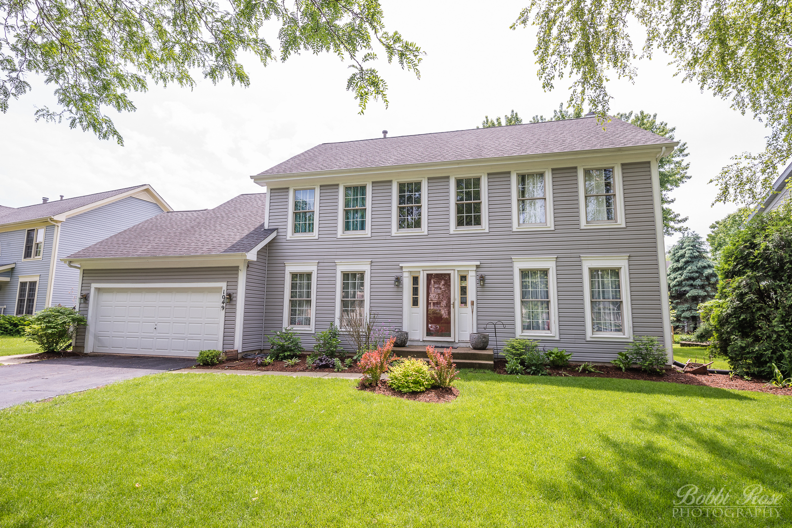 1049 Stewart, ELGIN, Illinois